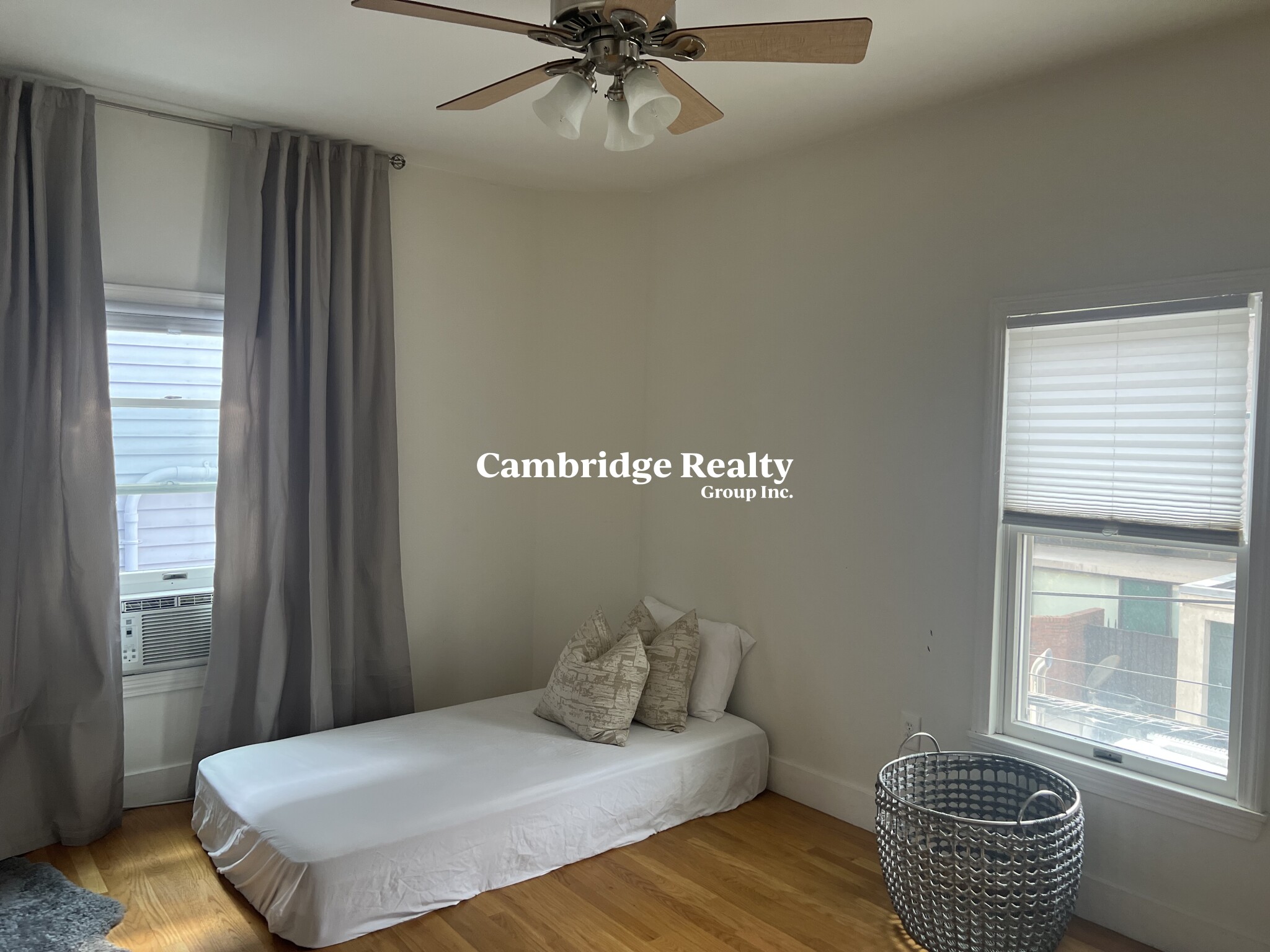 26 Surrey St, Harvard Square