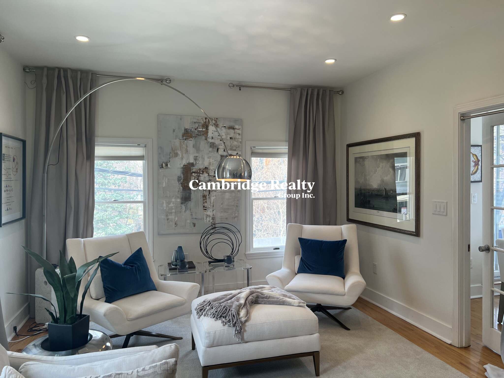 26 Surrey St, Harvard Square