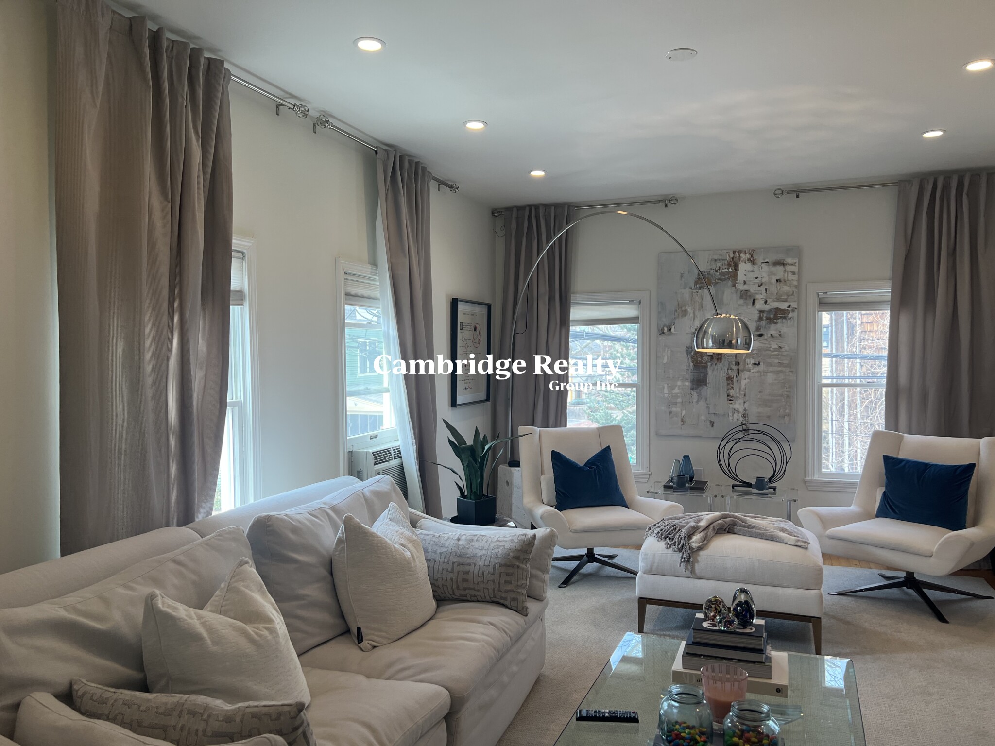 26 Surrey St, Harvard Square