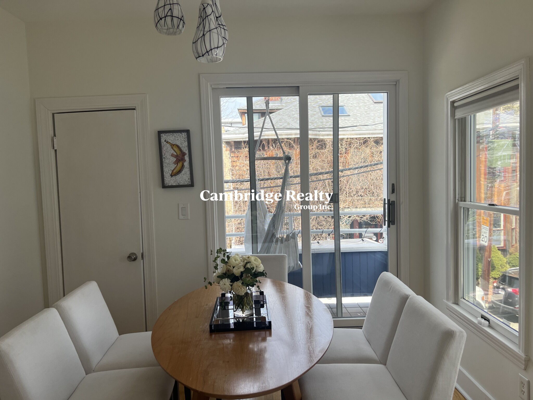 26 Surrey St, Harvard Square