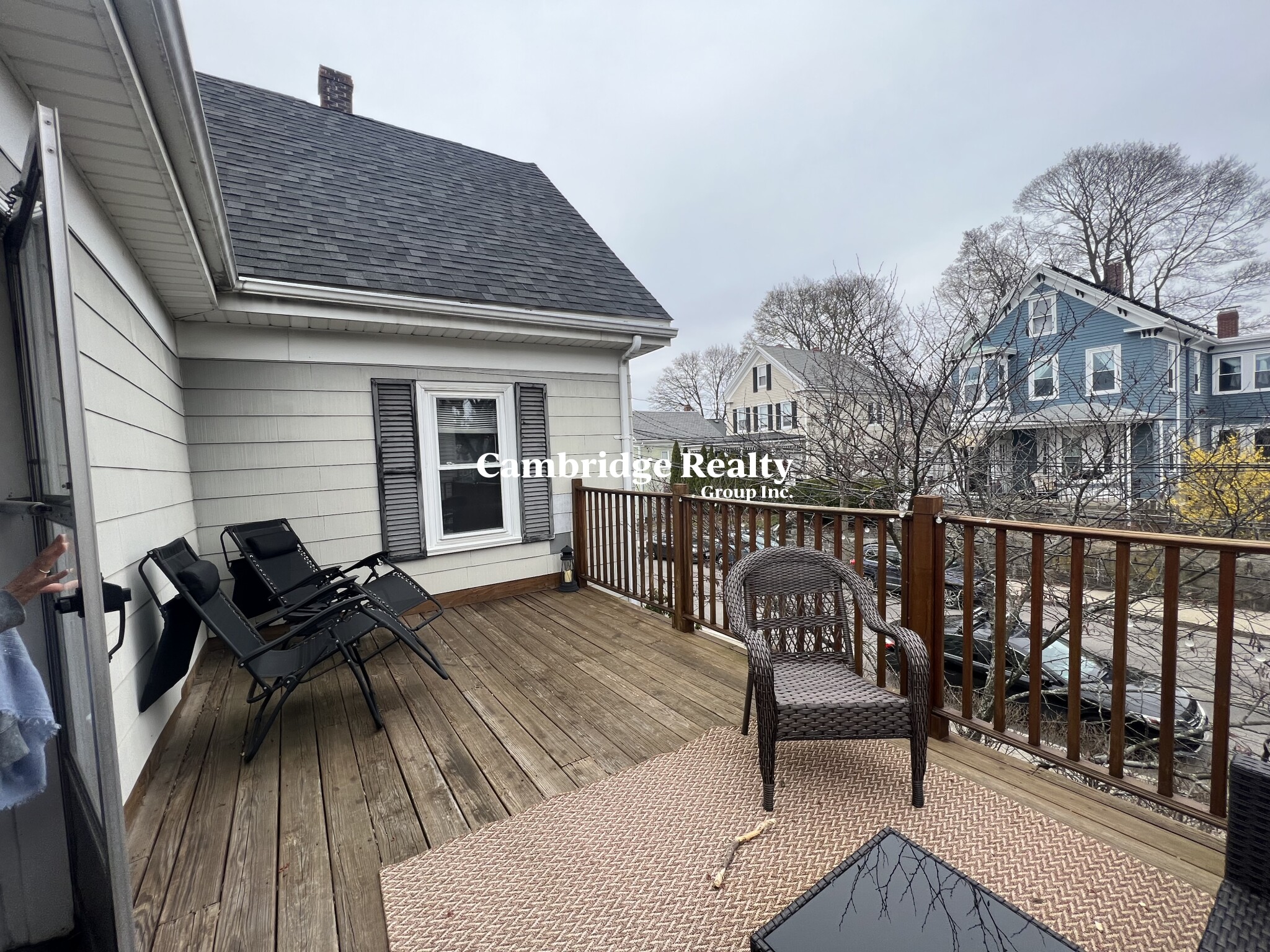 84 Irving St, Davis Square