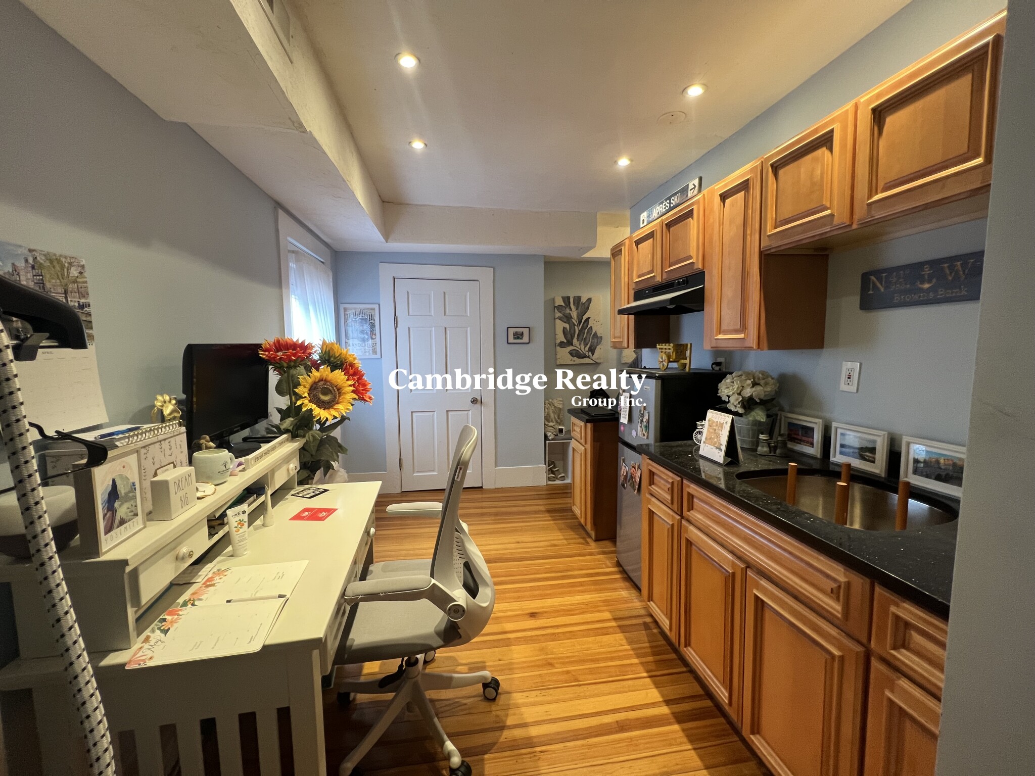 84 Irving St, Davis Square