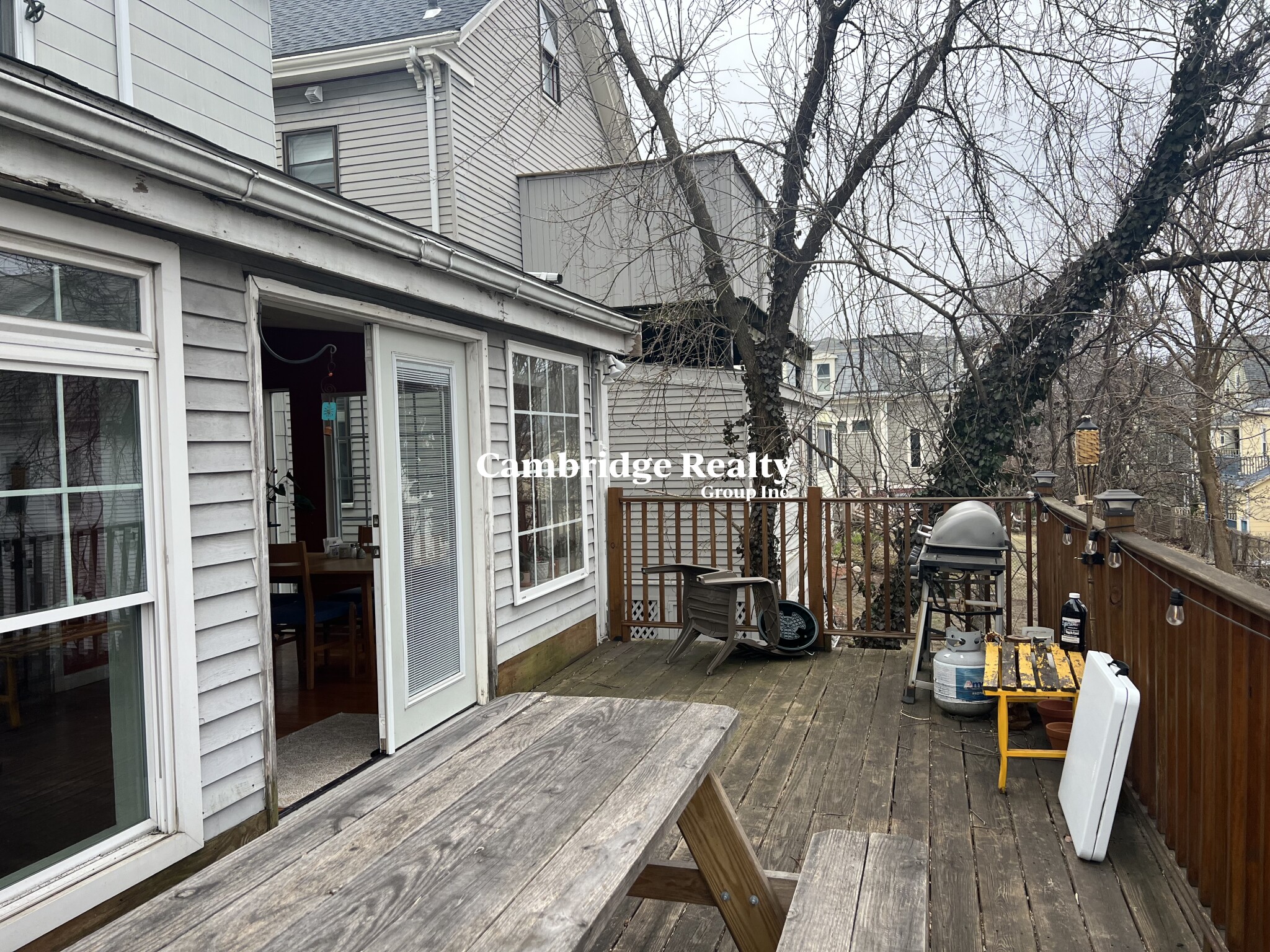 84 Irving St, Davis Square