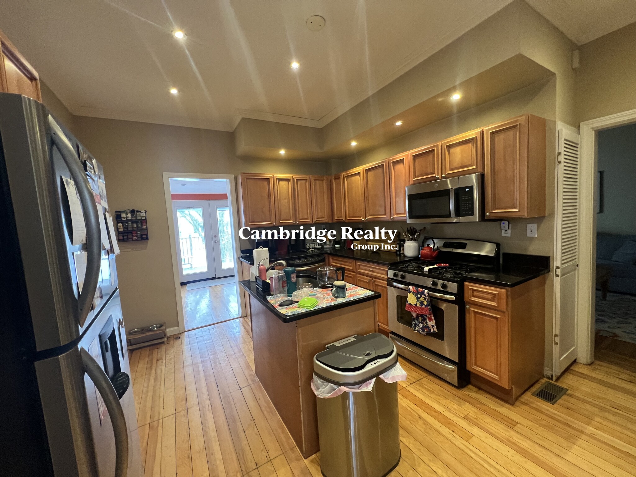 84 Irving St, Davis Square