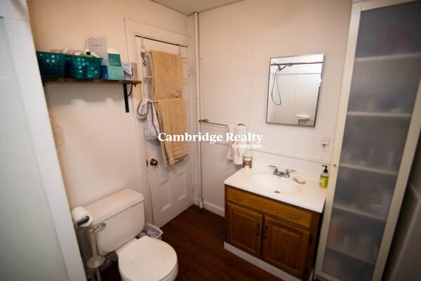 20 Lee St, Winter Hill