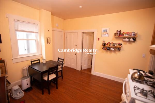 20 Lee St, Winter Hill