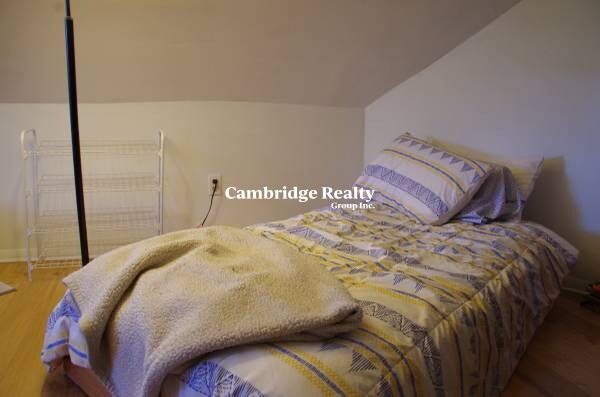 20 Lee St, Winter Hill