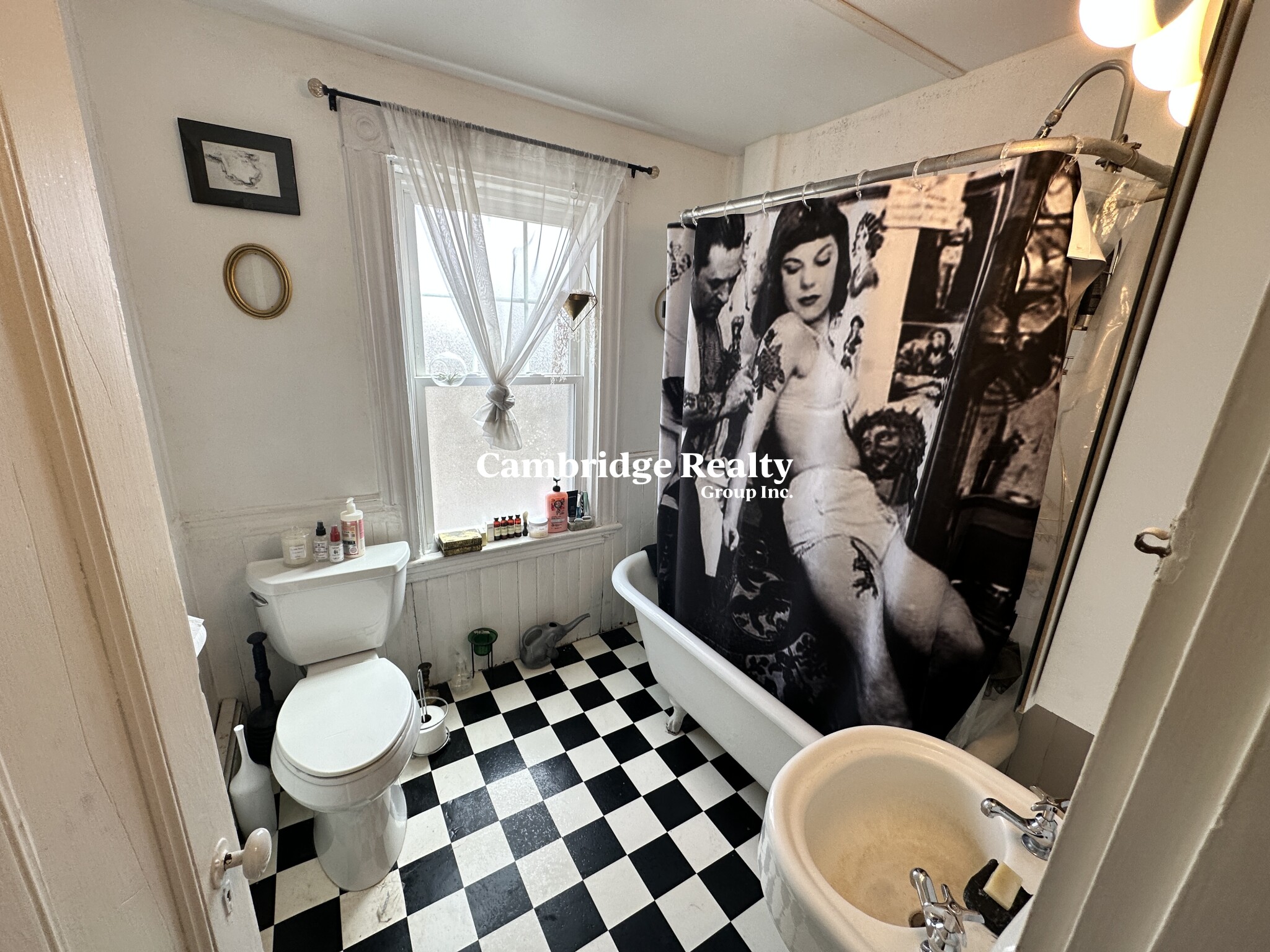 9 Bowdoin St, Ward Two