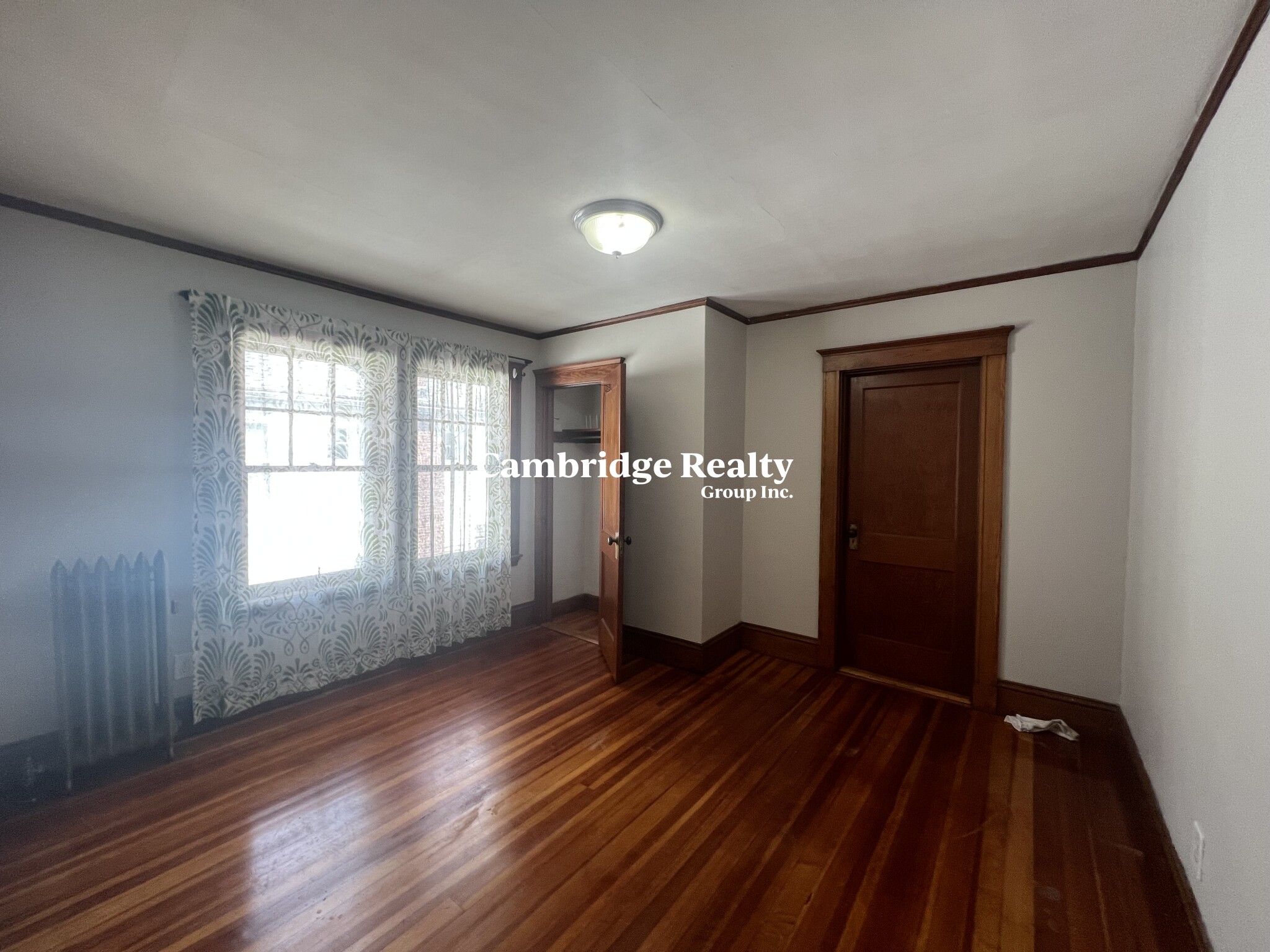 48 Cleveland St, Arlington