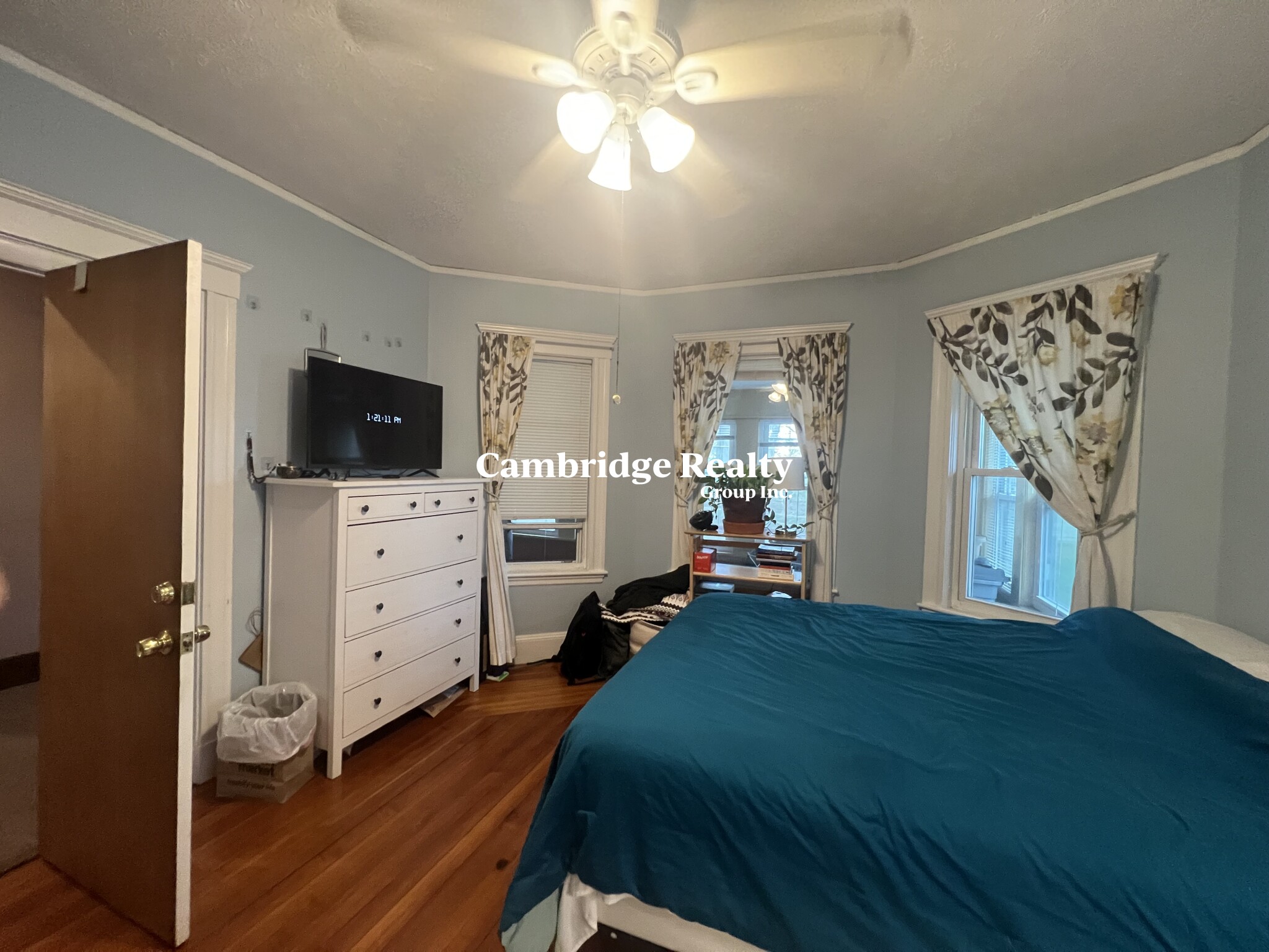 22 Liberty Ave, Davis Square