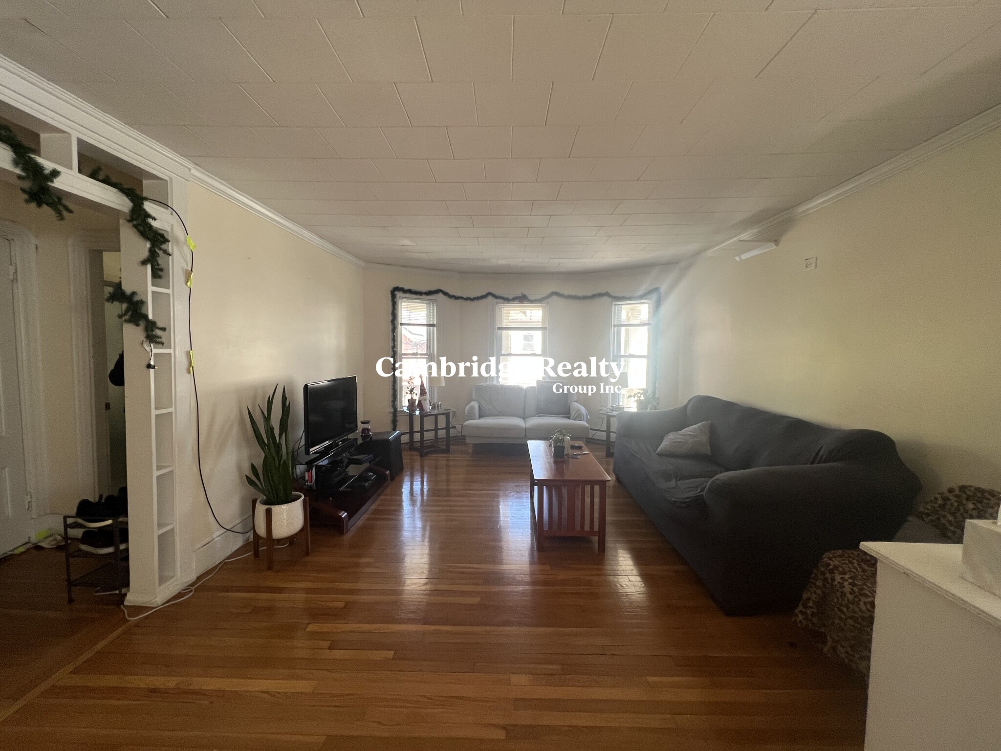 33 Winslow Ave, Davis Square