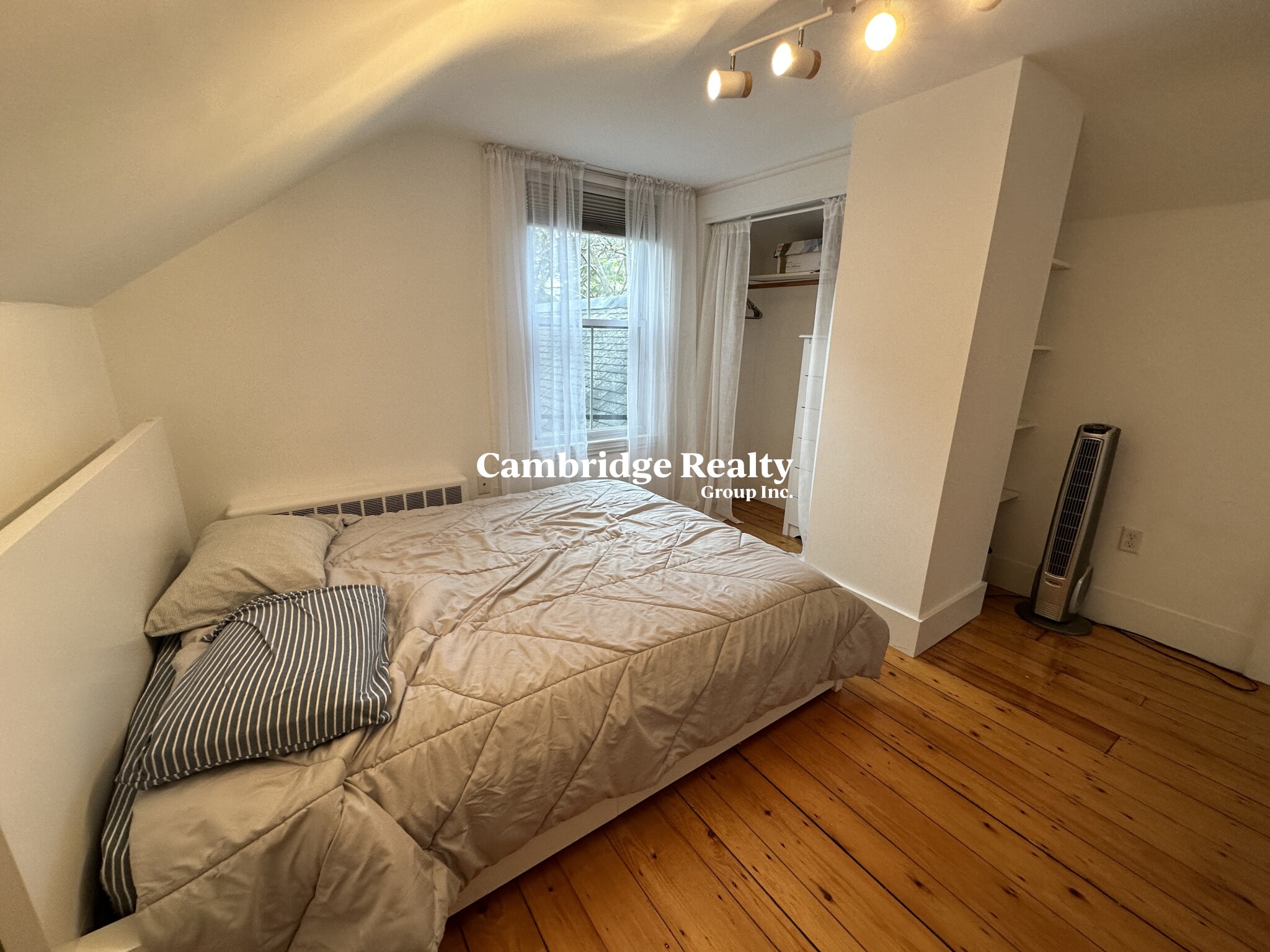 21 Irving St, Harvard Square