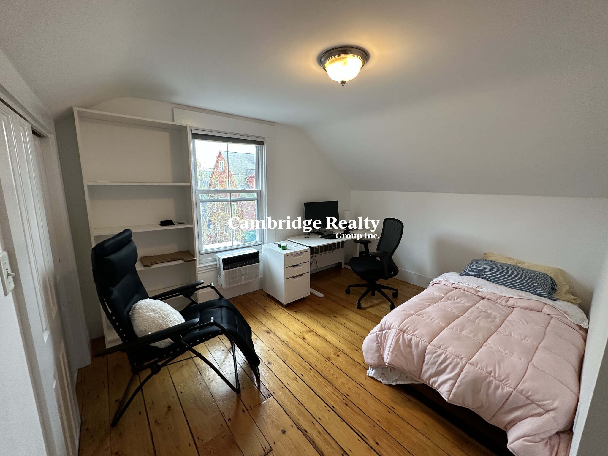 21 Irving St, Harvard Square