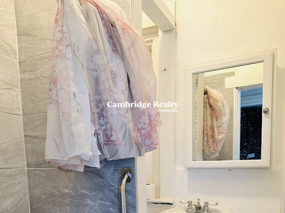 38 Jefferson St, Inman Square