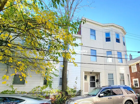 38 Jefferson St, Inman Square