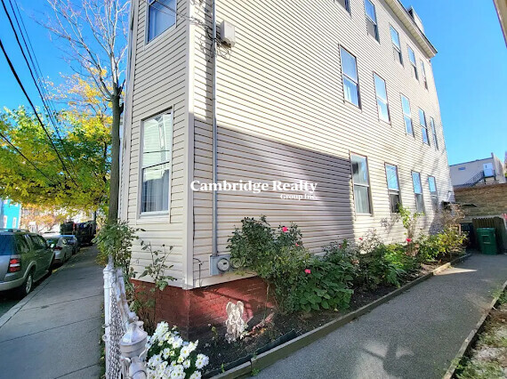 38 Jefferson St, Inman Square