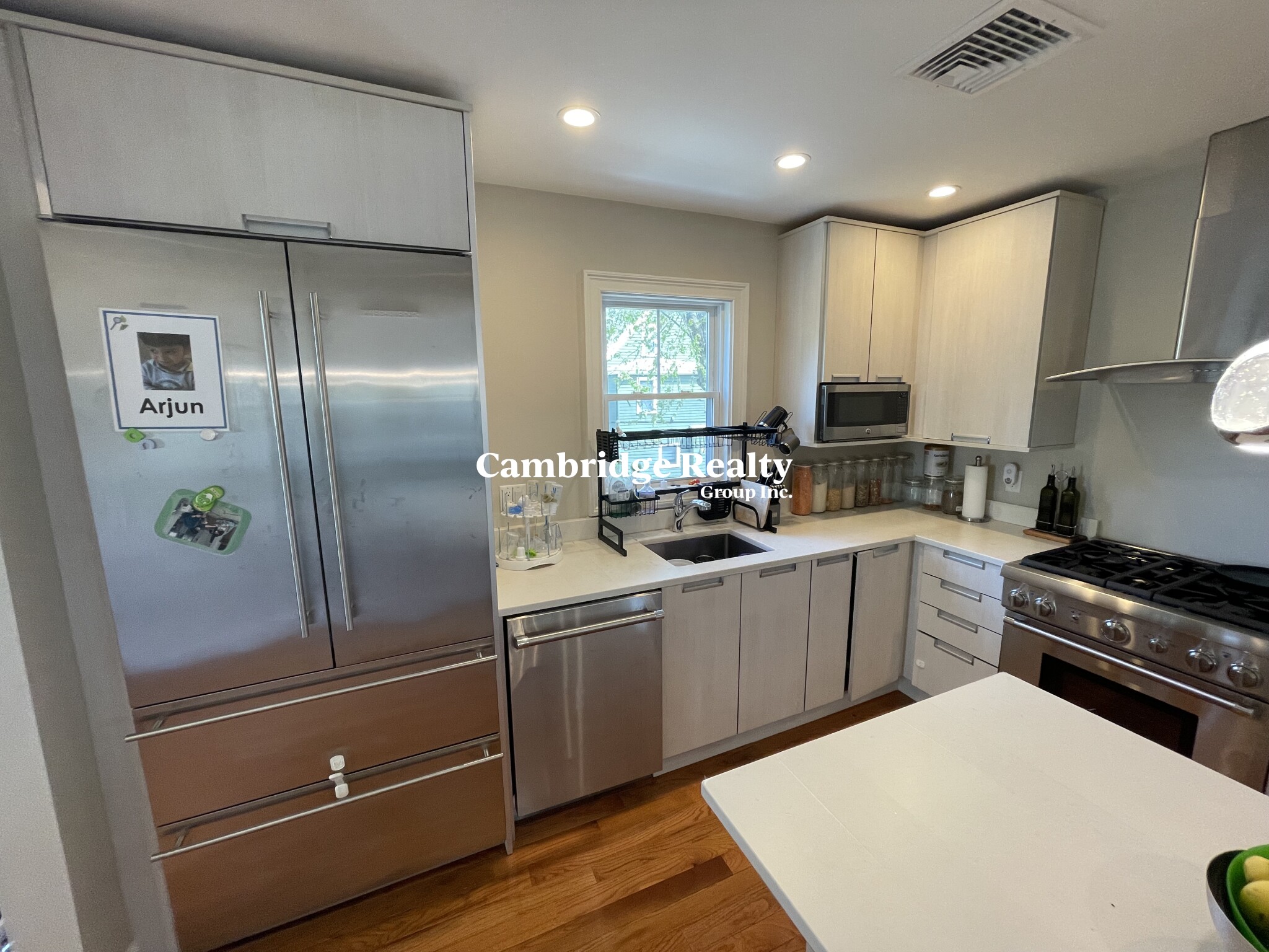 167 Willow Ave, Davis Square