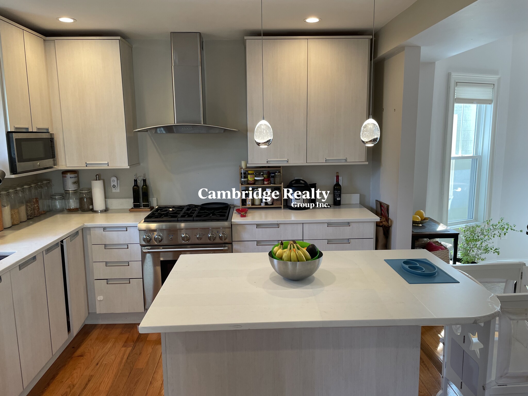 167 Willow Ave, Davis Square