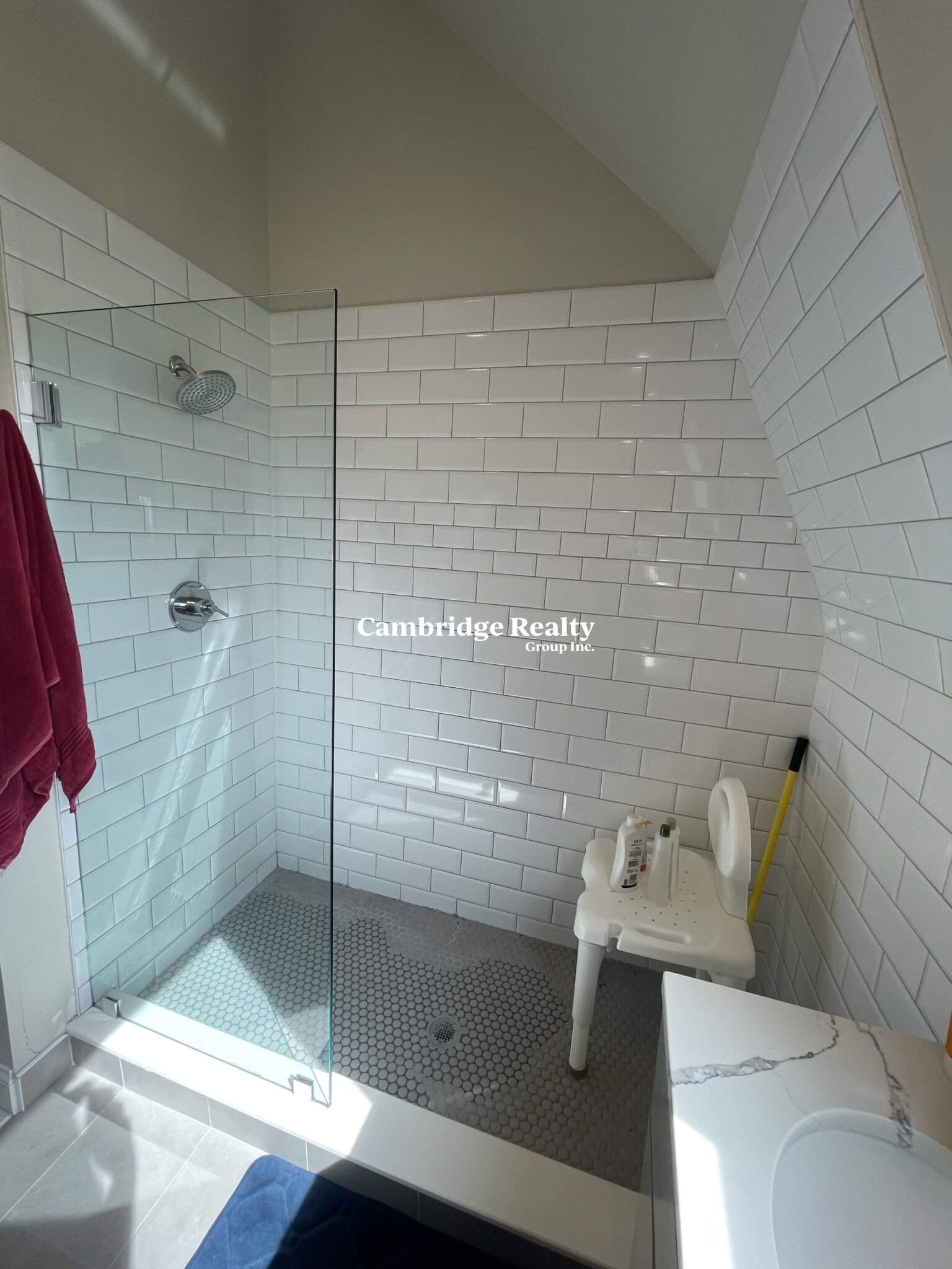 167 Willow Ave, Davis Square