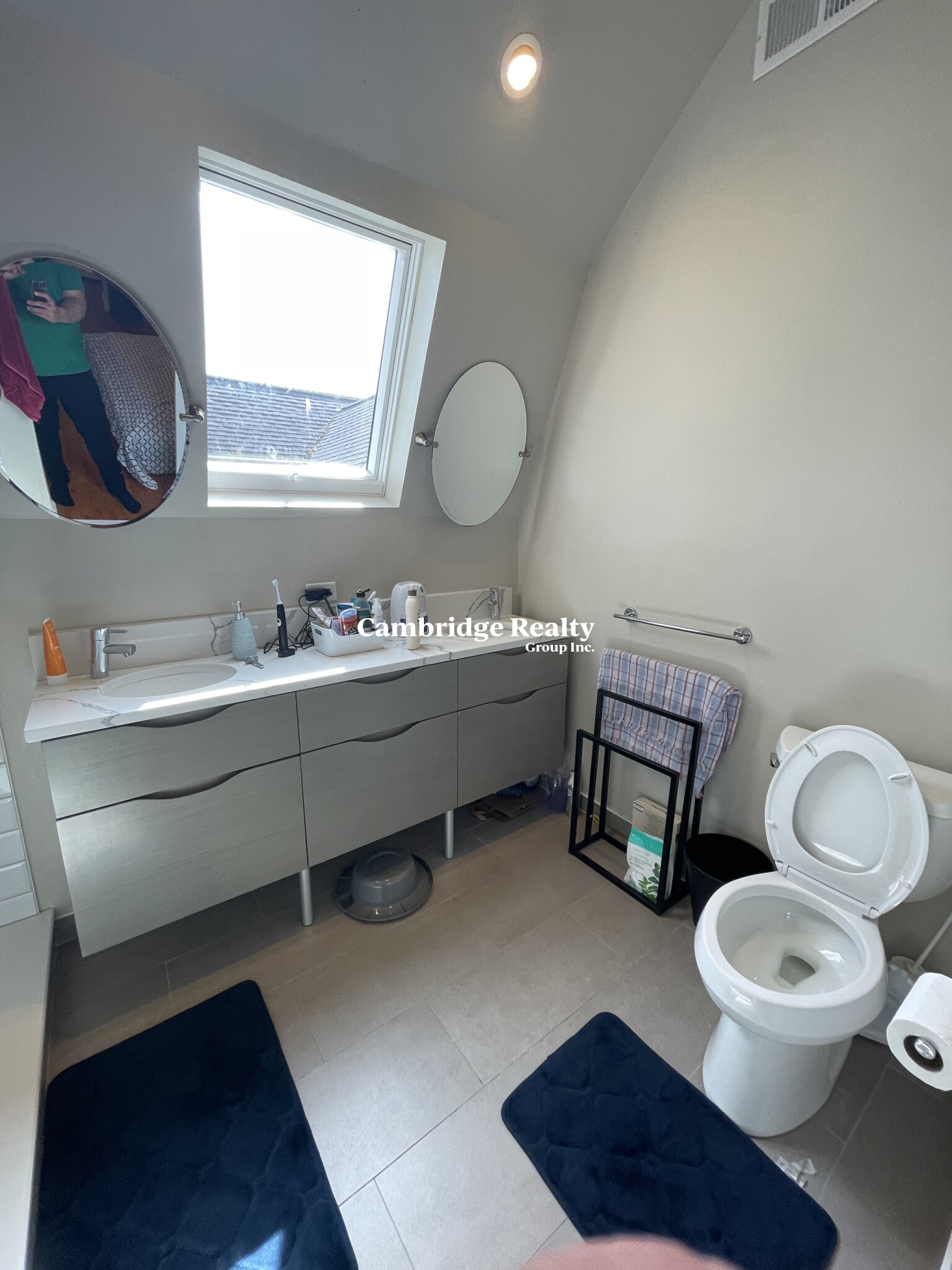 167 Willow Ave, Davis Square