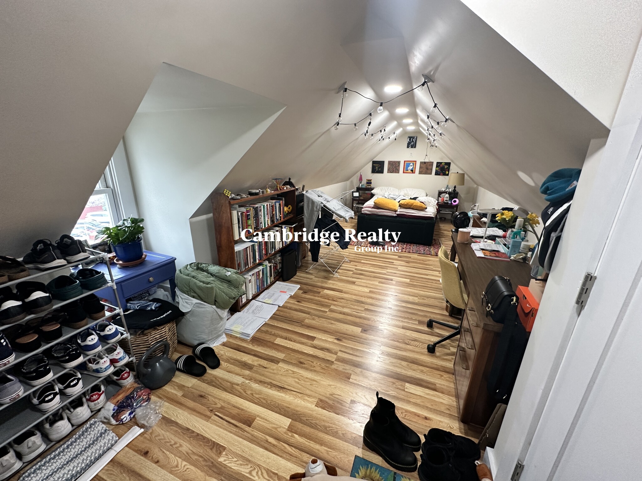 543 Broadway, Magoun Square