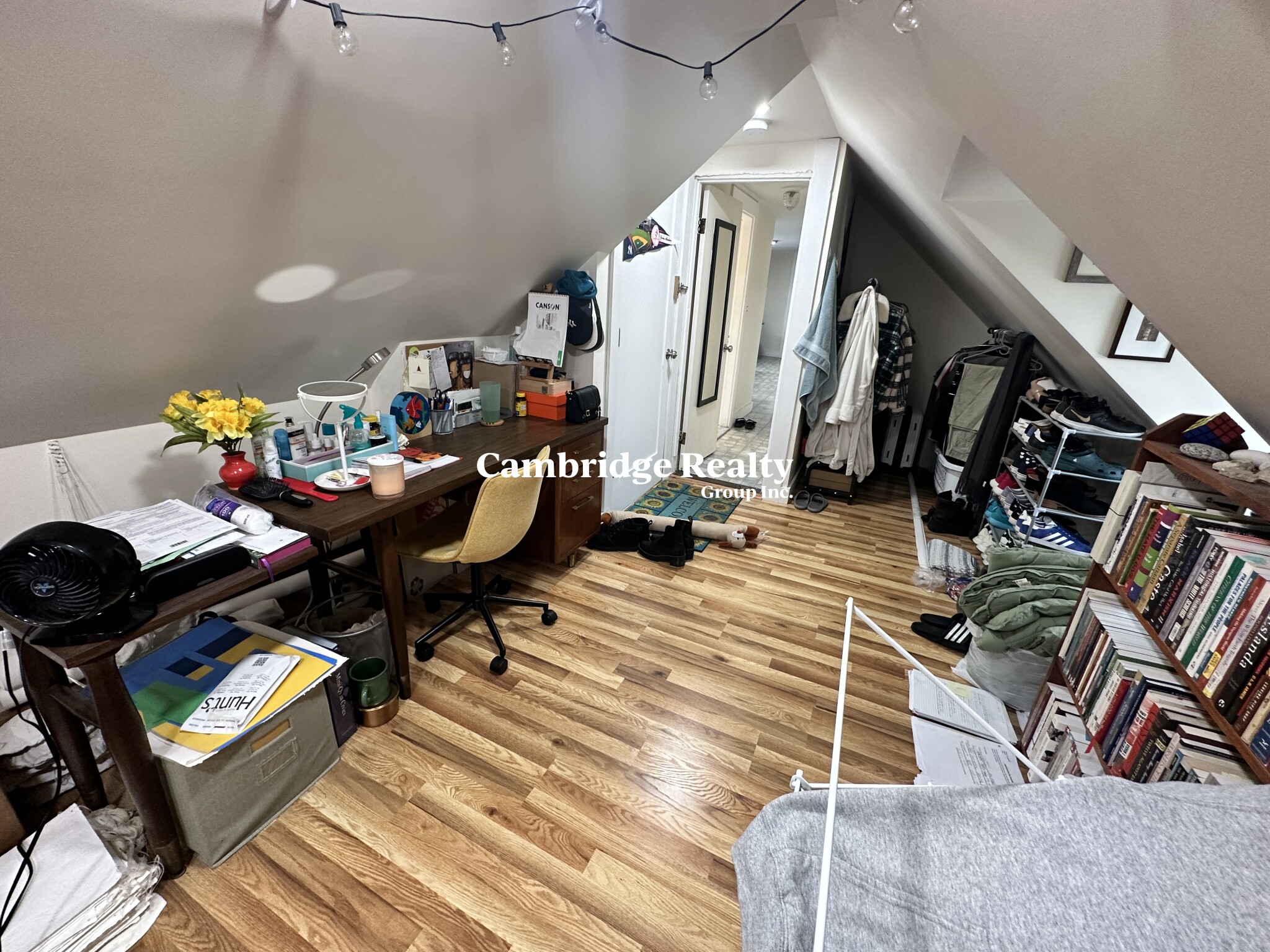 543 Broadway, Magoun Square