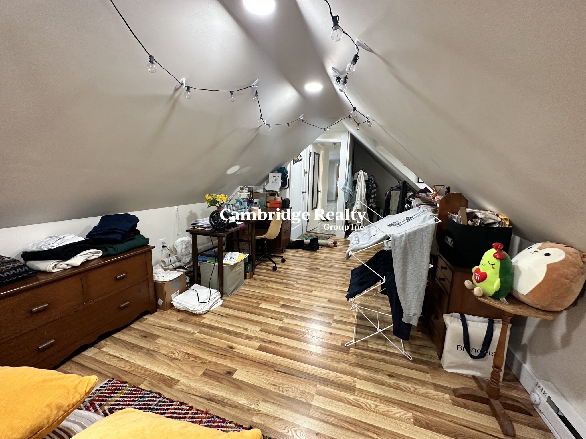 543 Broadway, Magoun Square