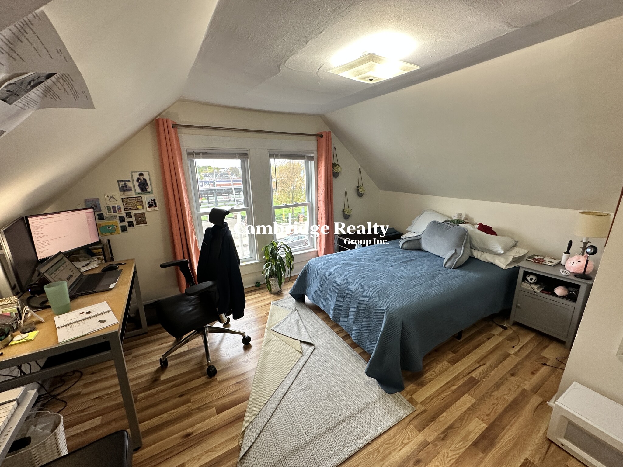 543 Broadway, Magoun Square