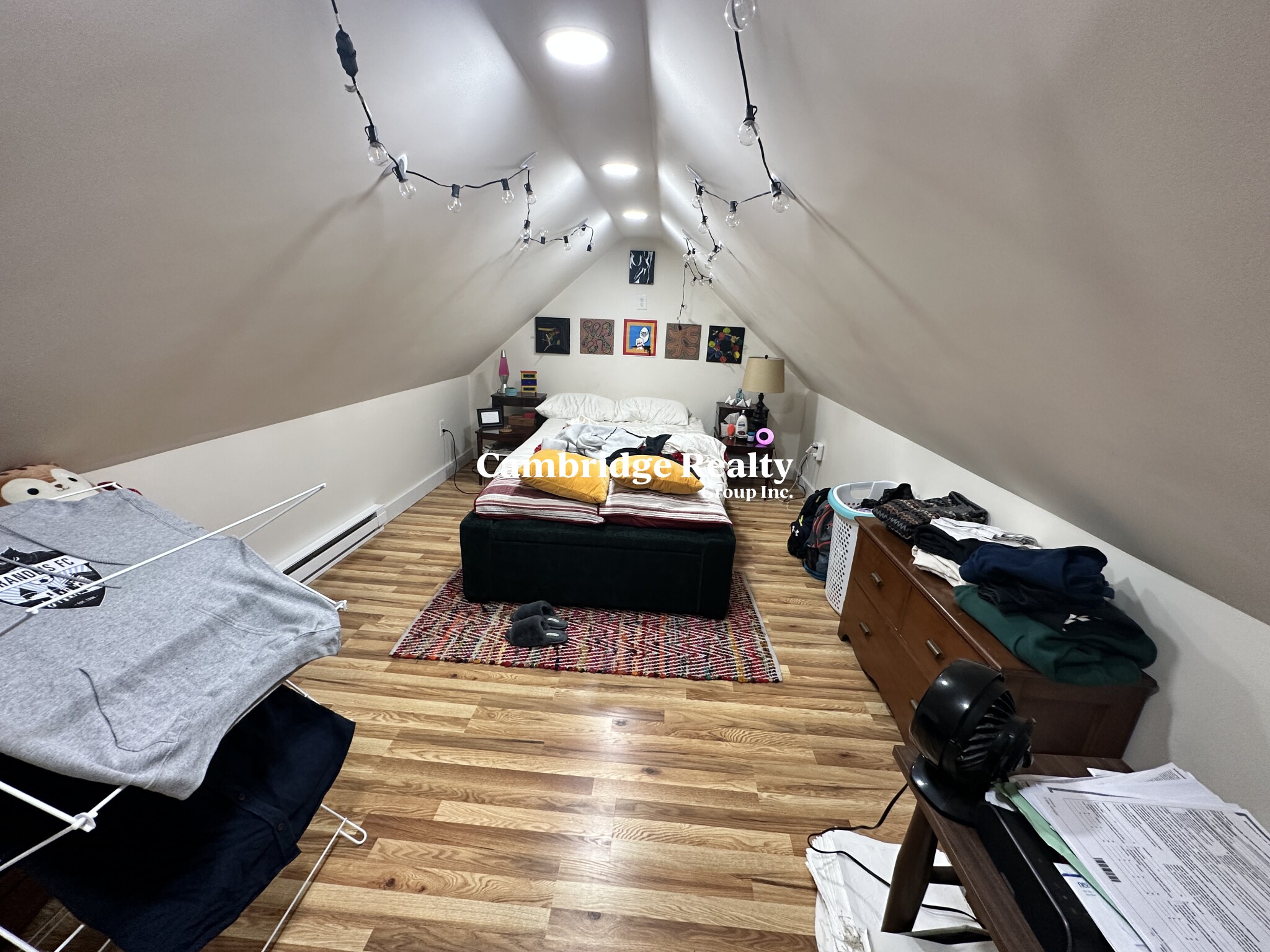 543 Broadway, Magoun Square