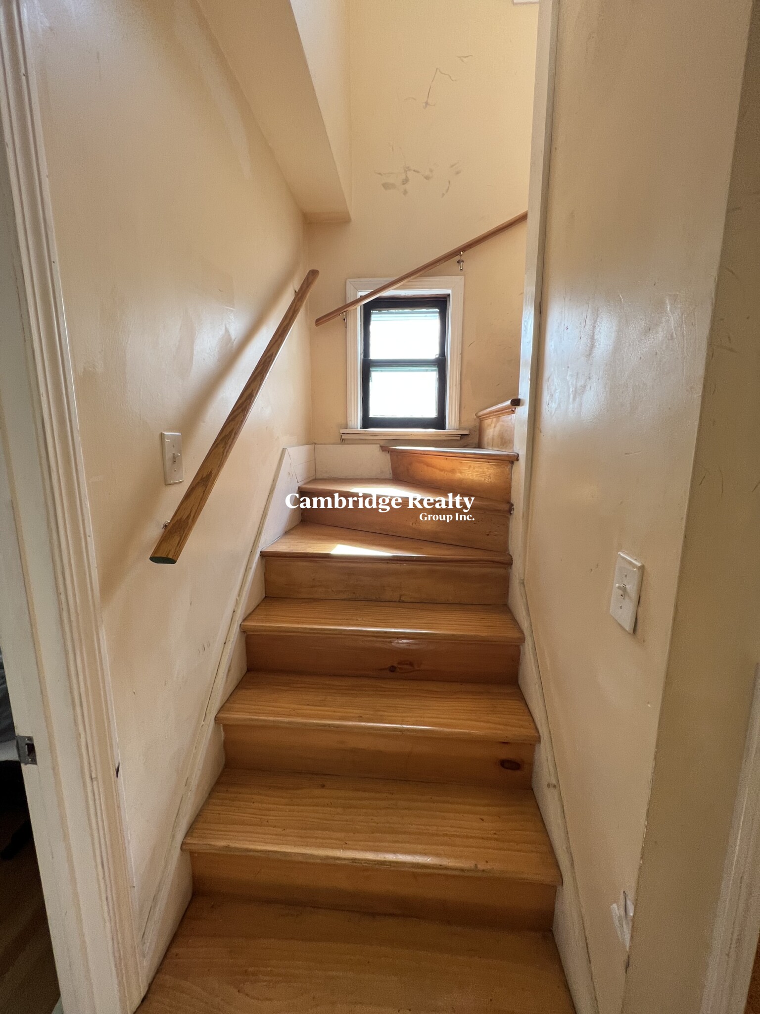 39 Adrian St, Ward Two