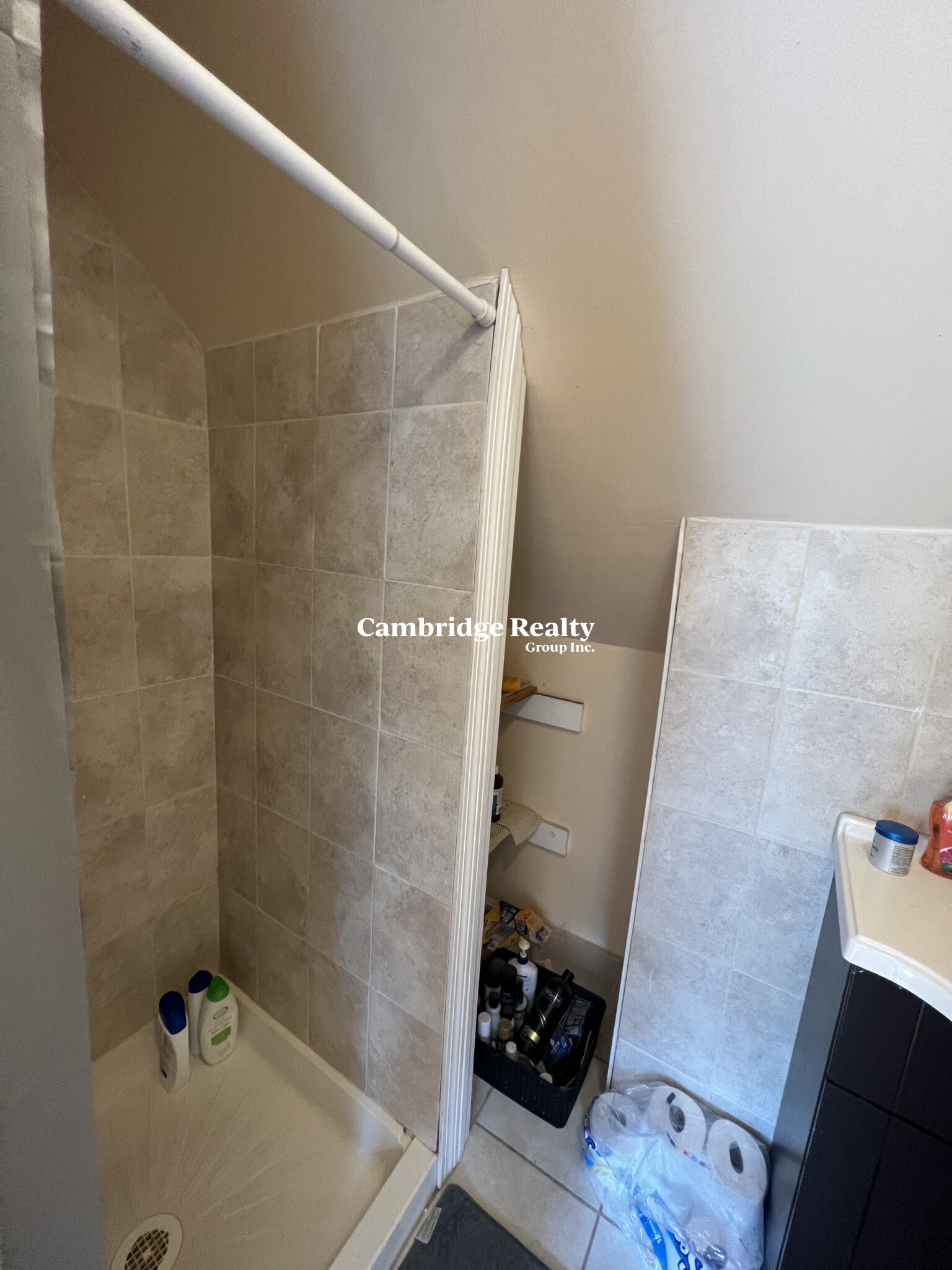 39 Adrian St, Inman Square