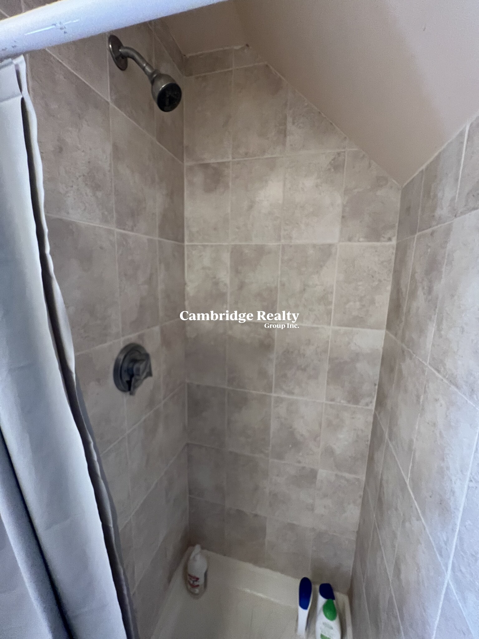 39 Adrian St, Inman Square