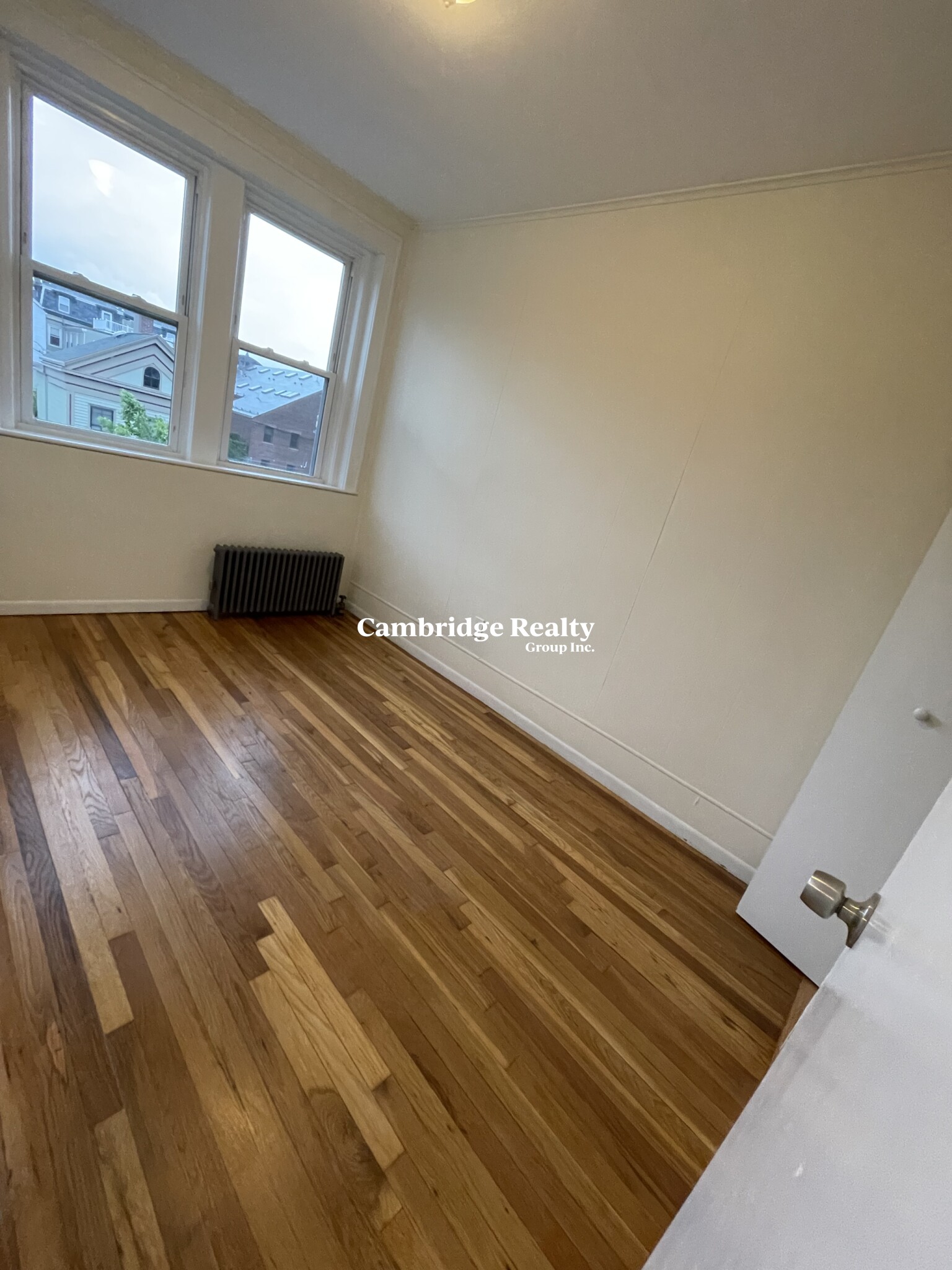 359 Cambridge St, East Cambridge