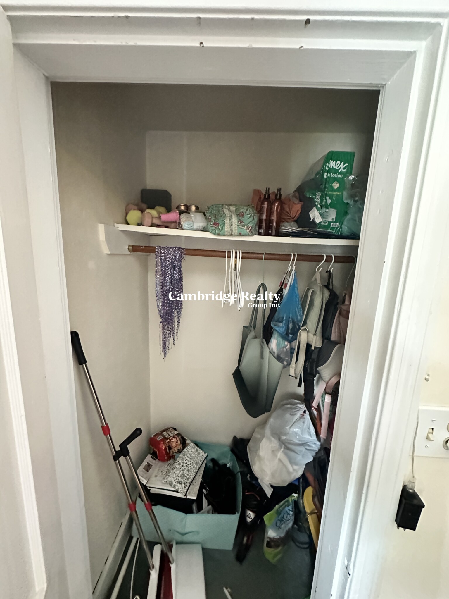 9 Cedar St, North Cambridge