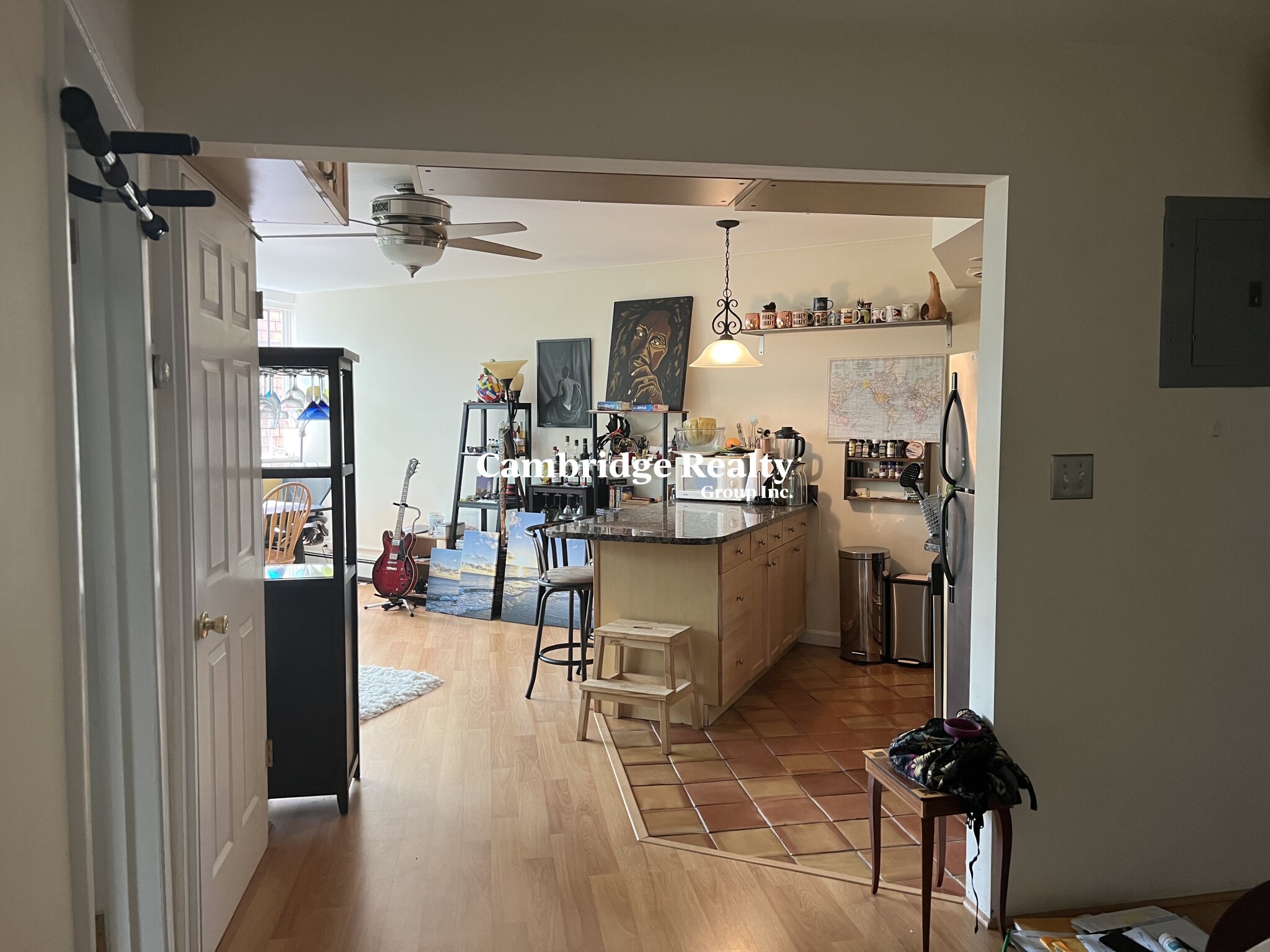 516 Green St, Riverside