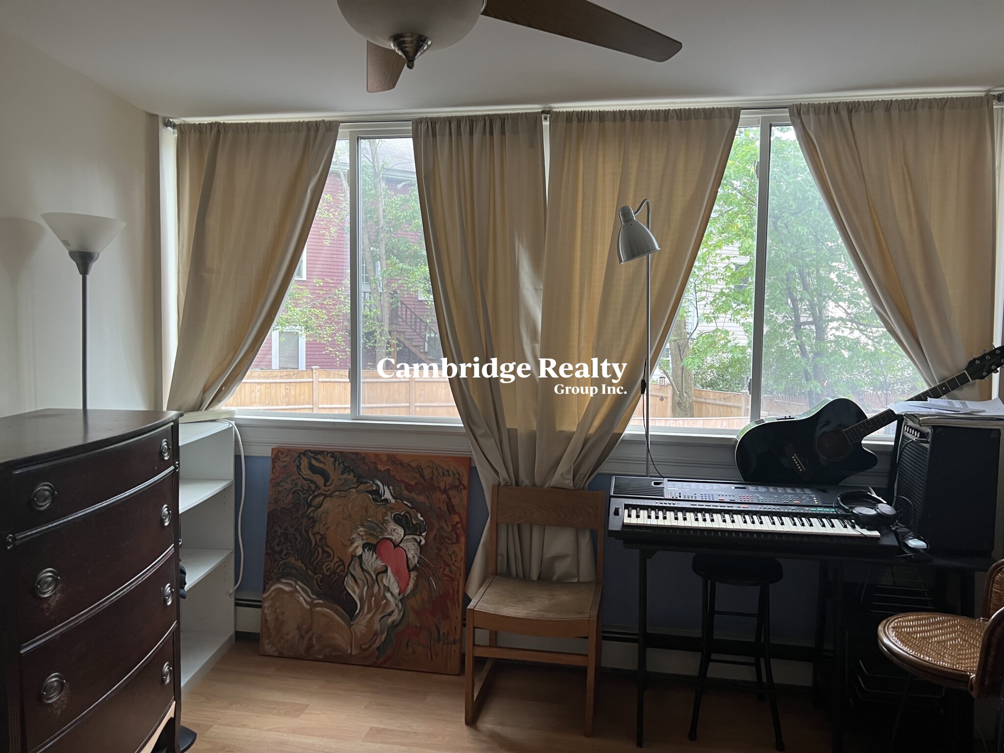 516 Green St, Riverside