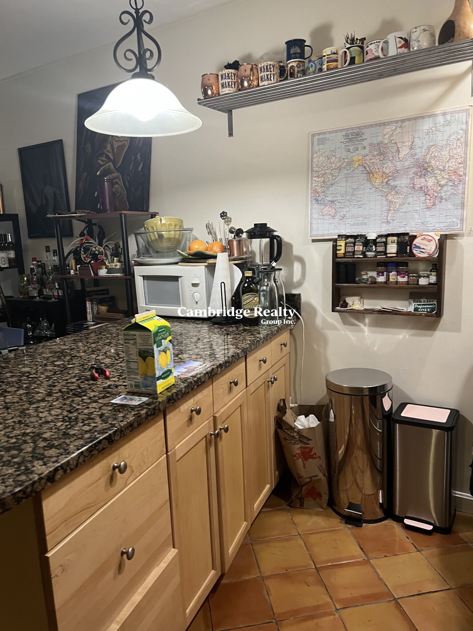 516 Green St, Riverside