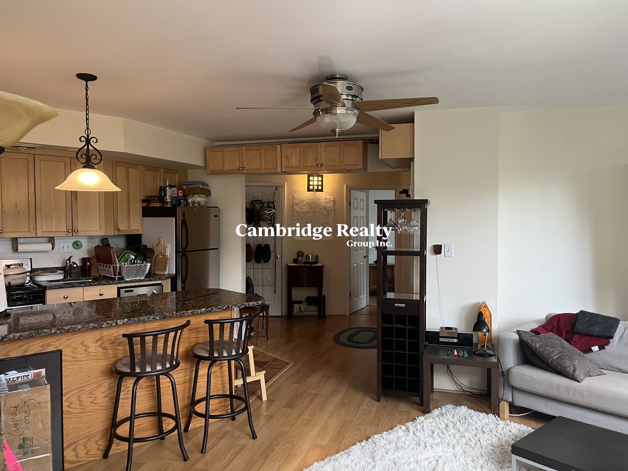 516 Green St, Riverside