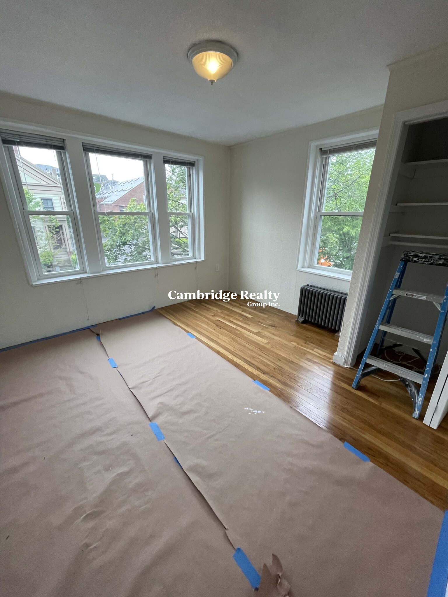 359 Cambridge St, East Cambridge