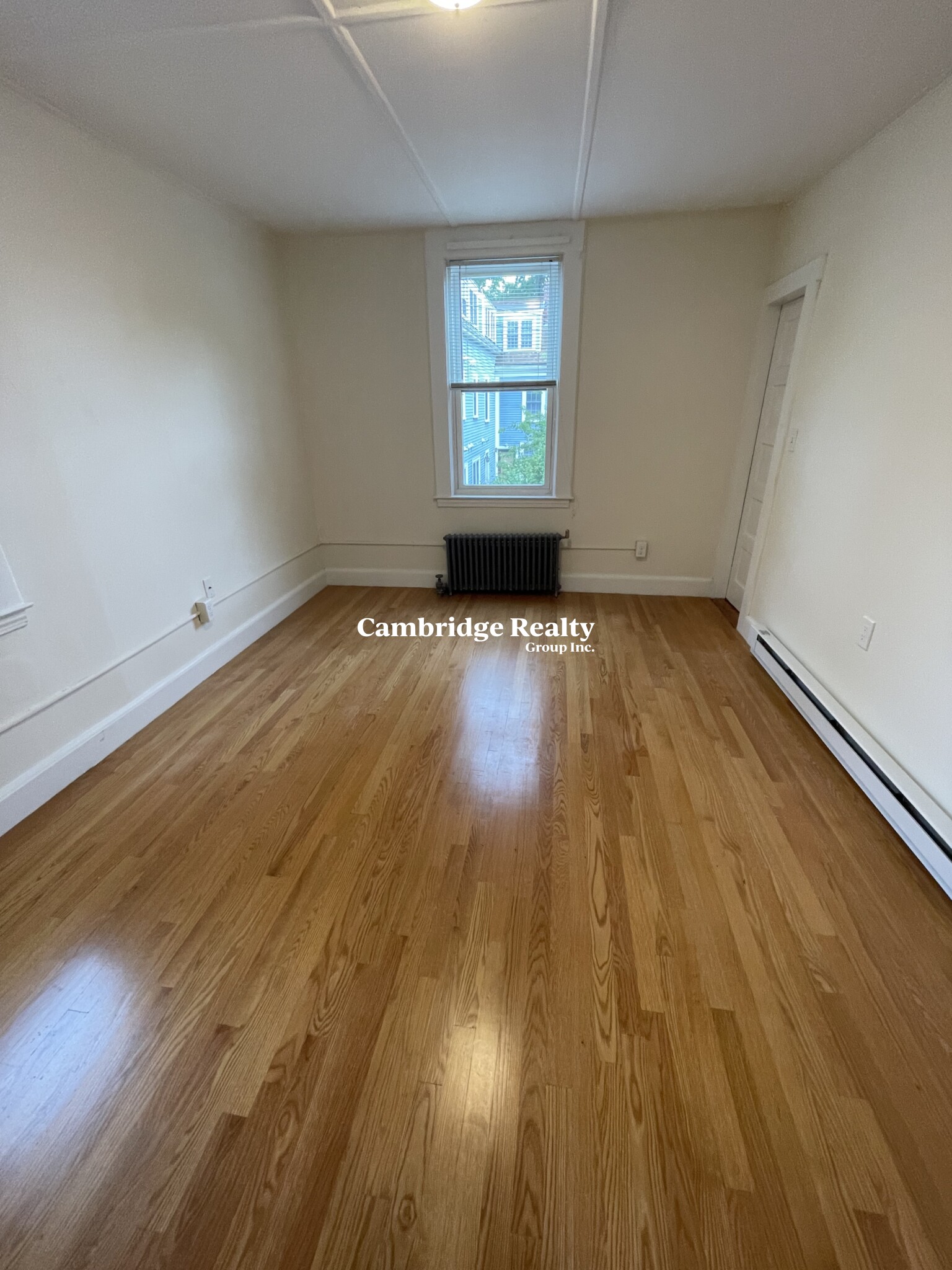 357 Cambridge St, East Cambridge