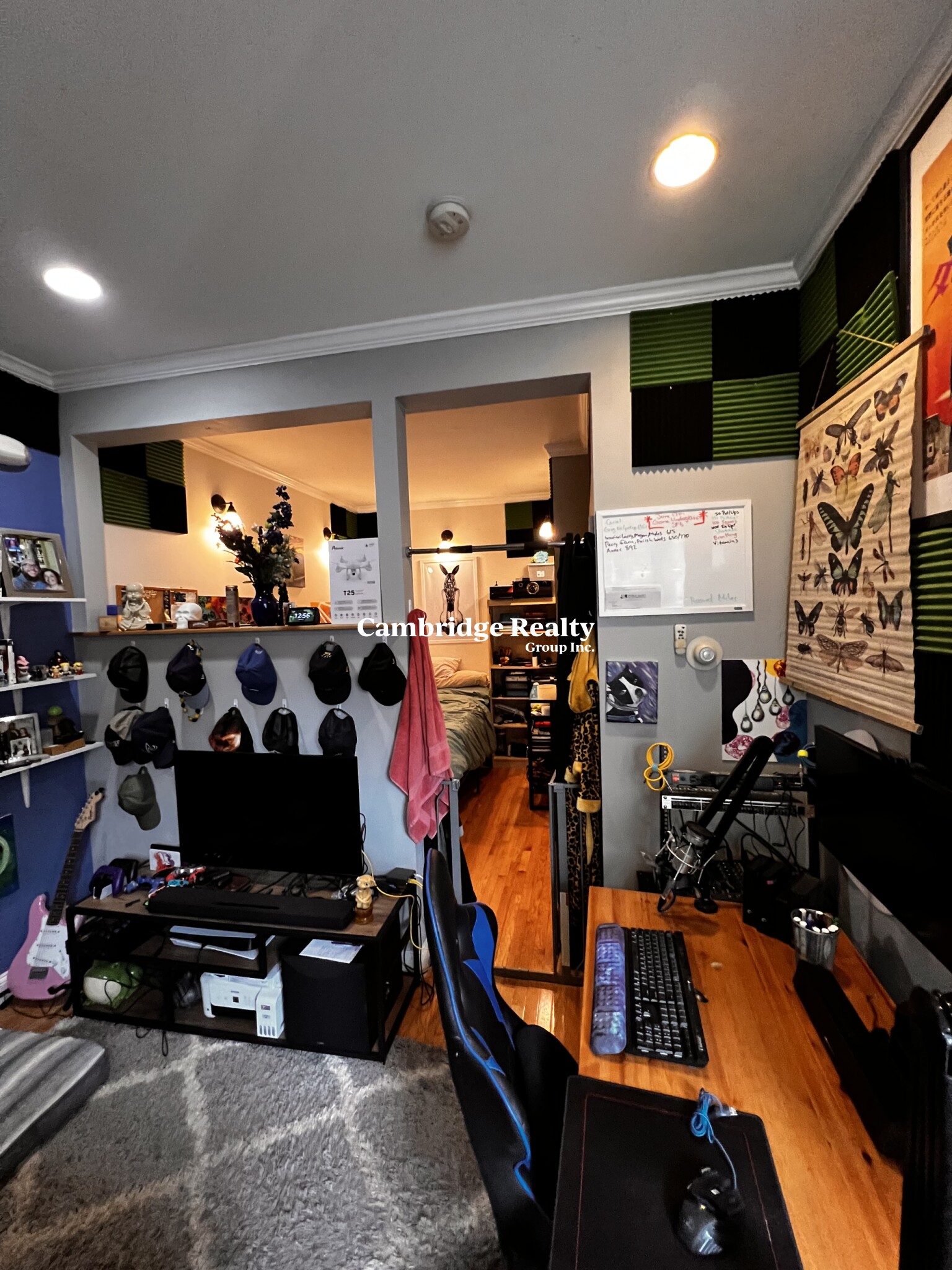 44 Edgar Ave, Magoun Square