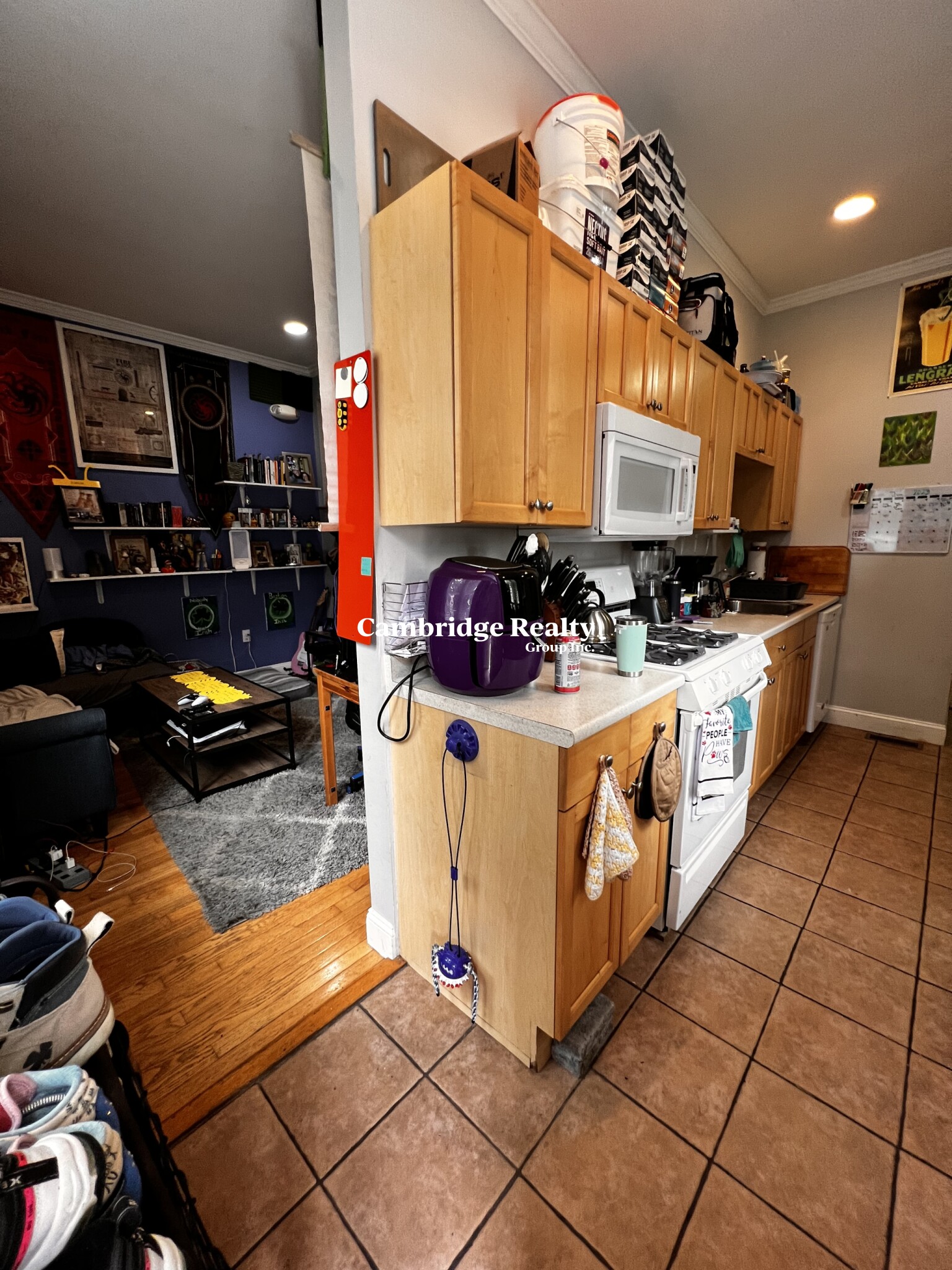 44 Edgar Ave, Magoun Square