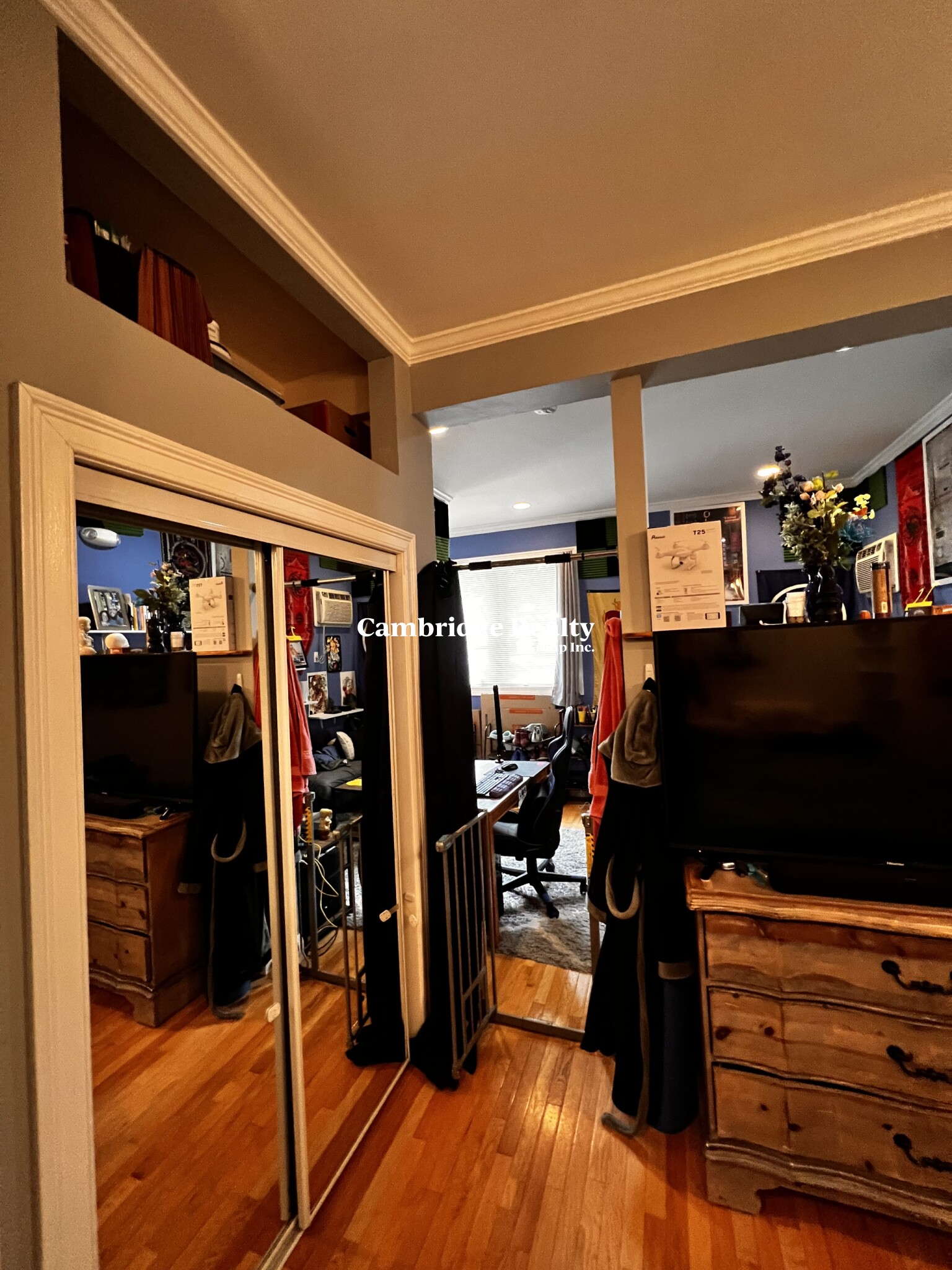 44 Edgar Ave, Magoun Square