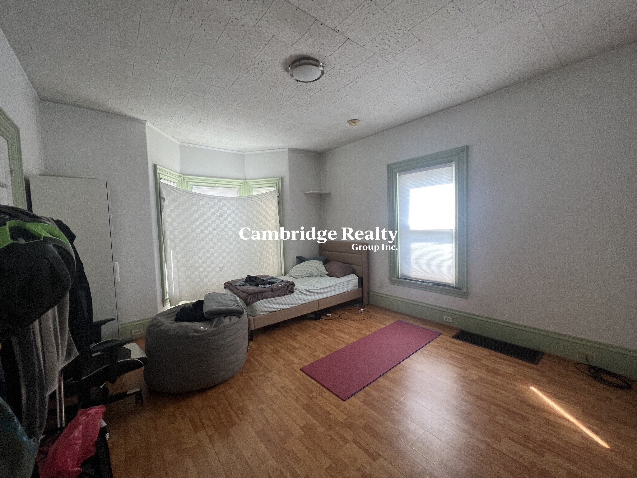 211 Erie St, Cambridgeport