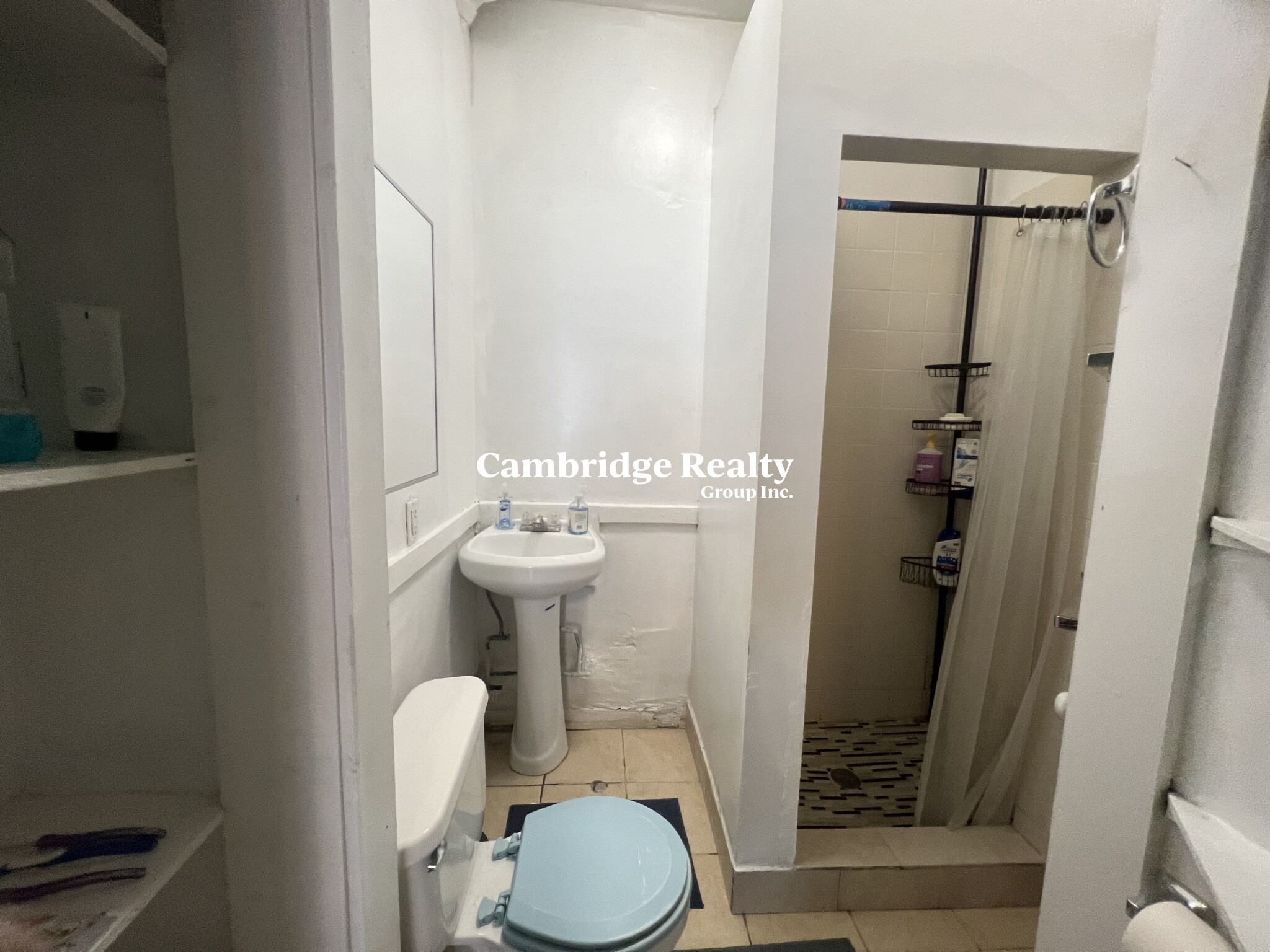 211 Erie St, Cambridgeport