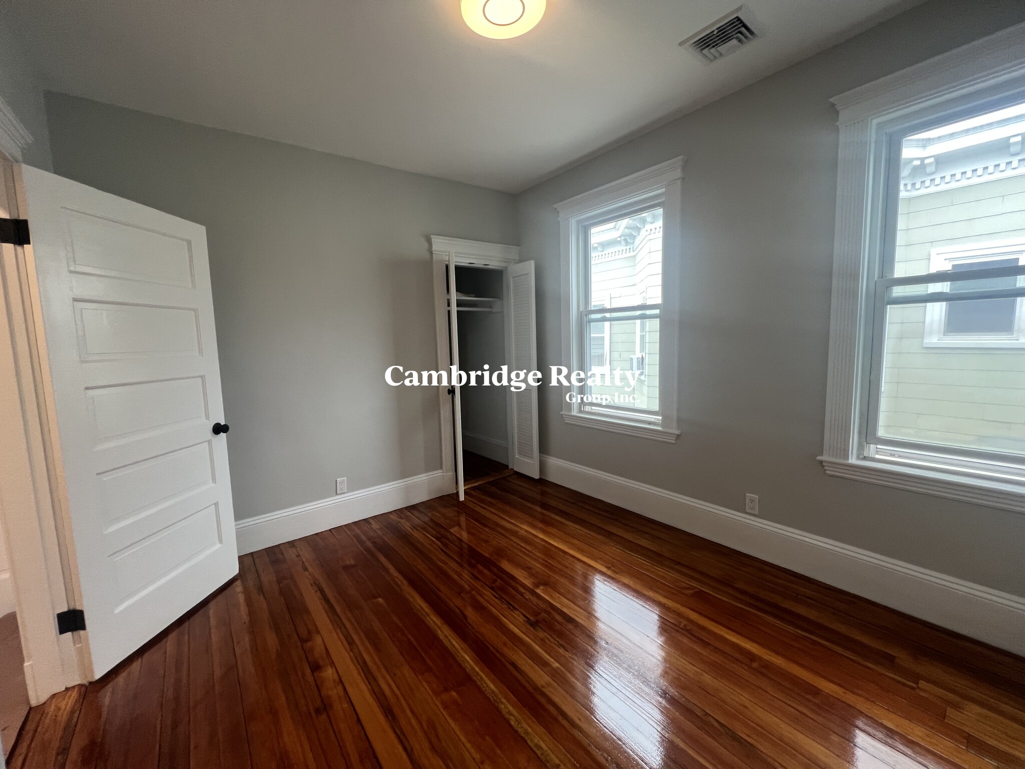 33 Grove St, North Cambridge