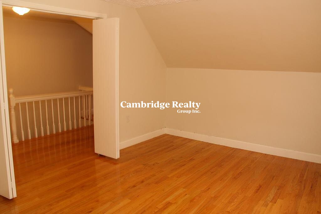 109 Magoun Ave, Medford