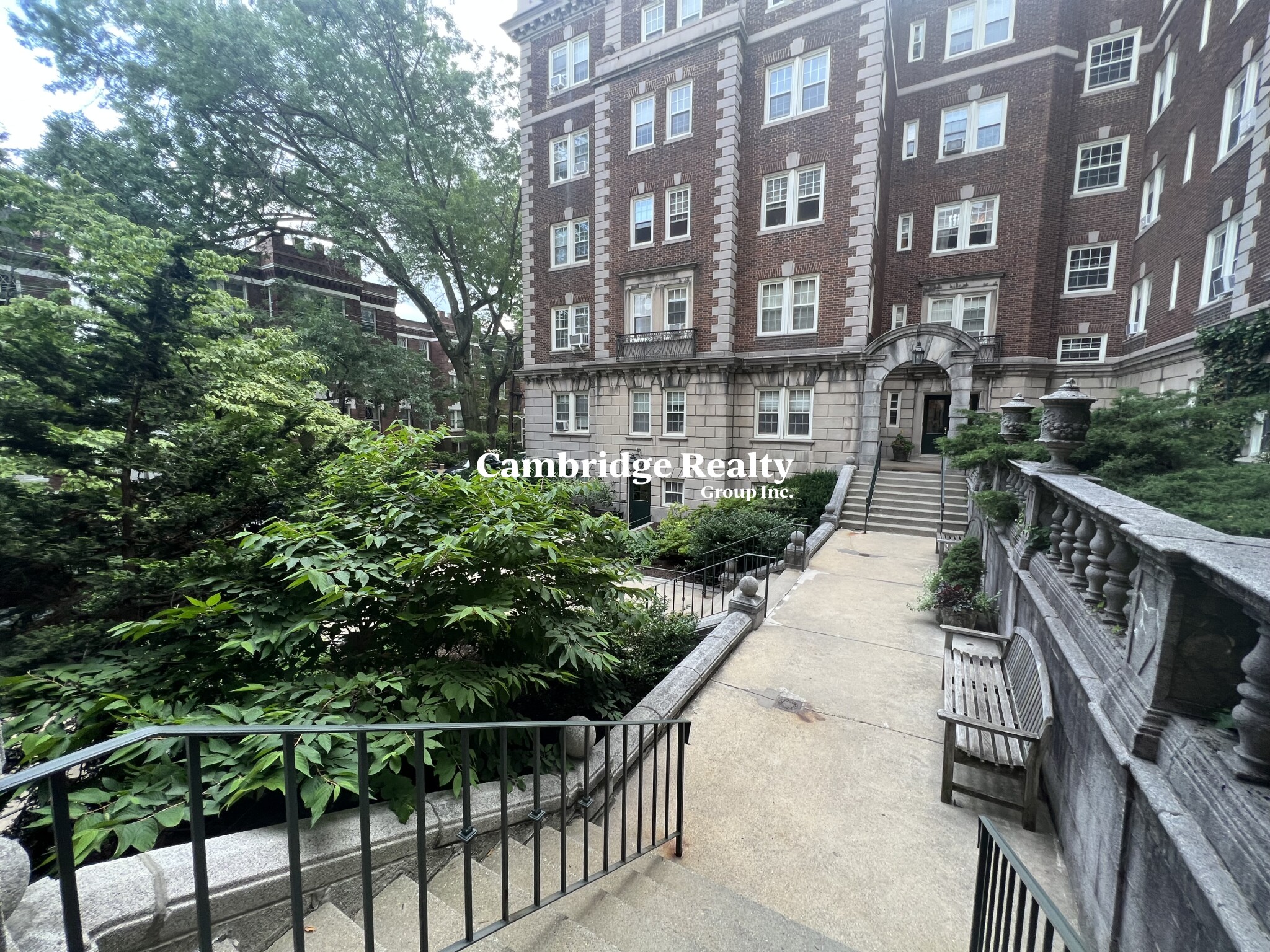 3 Arlington St, Porter Square