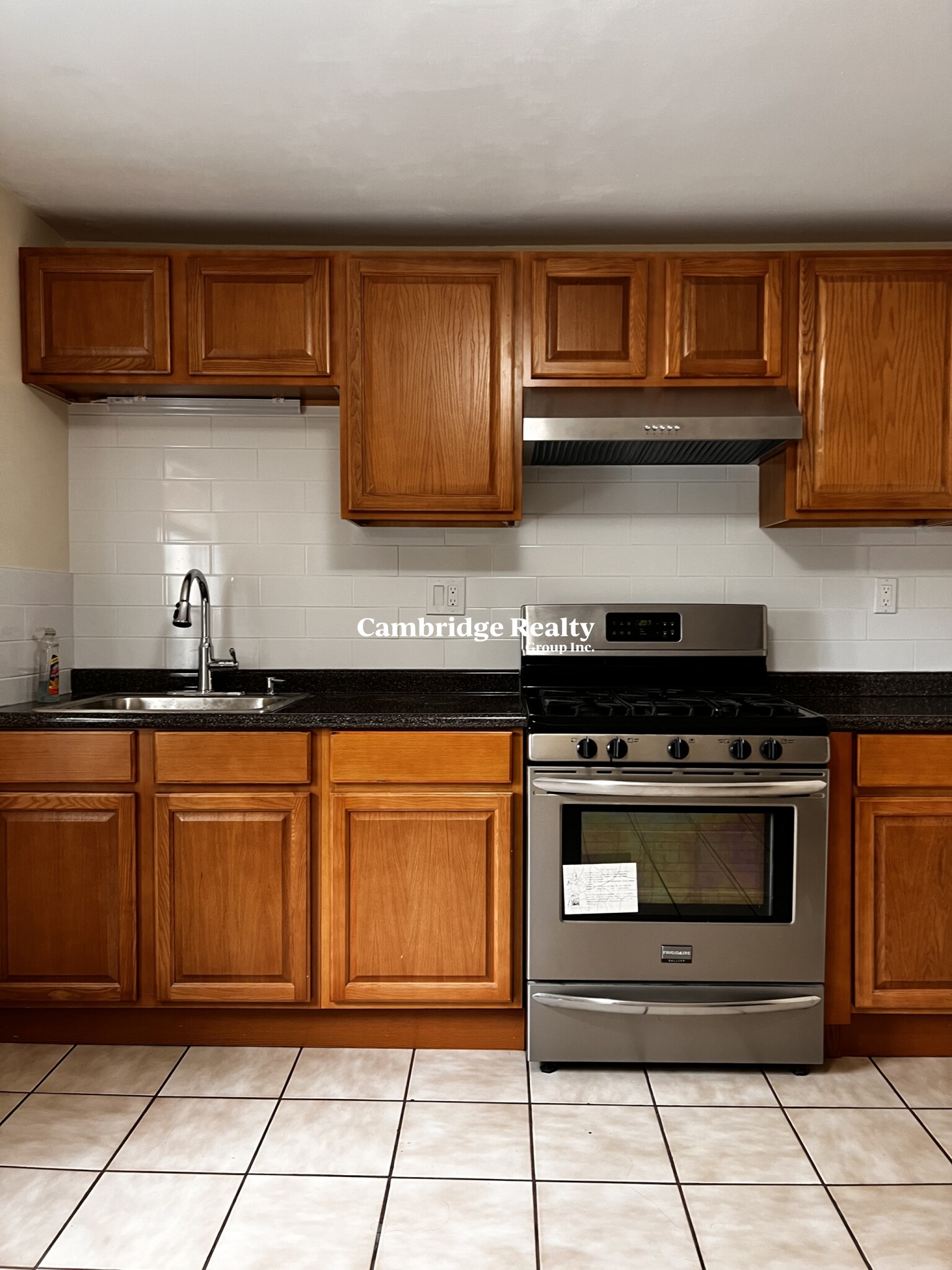 1 Linden St, Prospect Hill