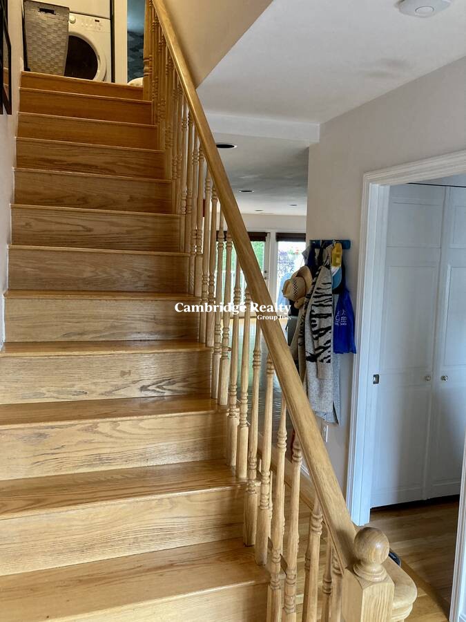 37 Homer Ave, West Cambridge